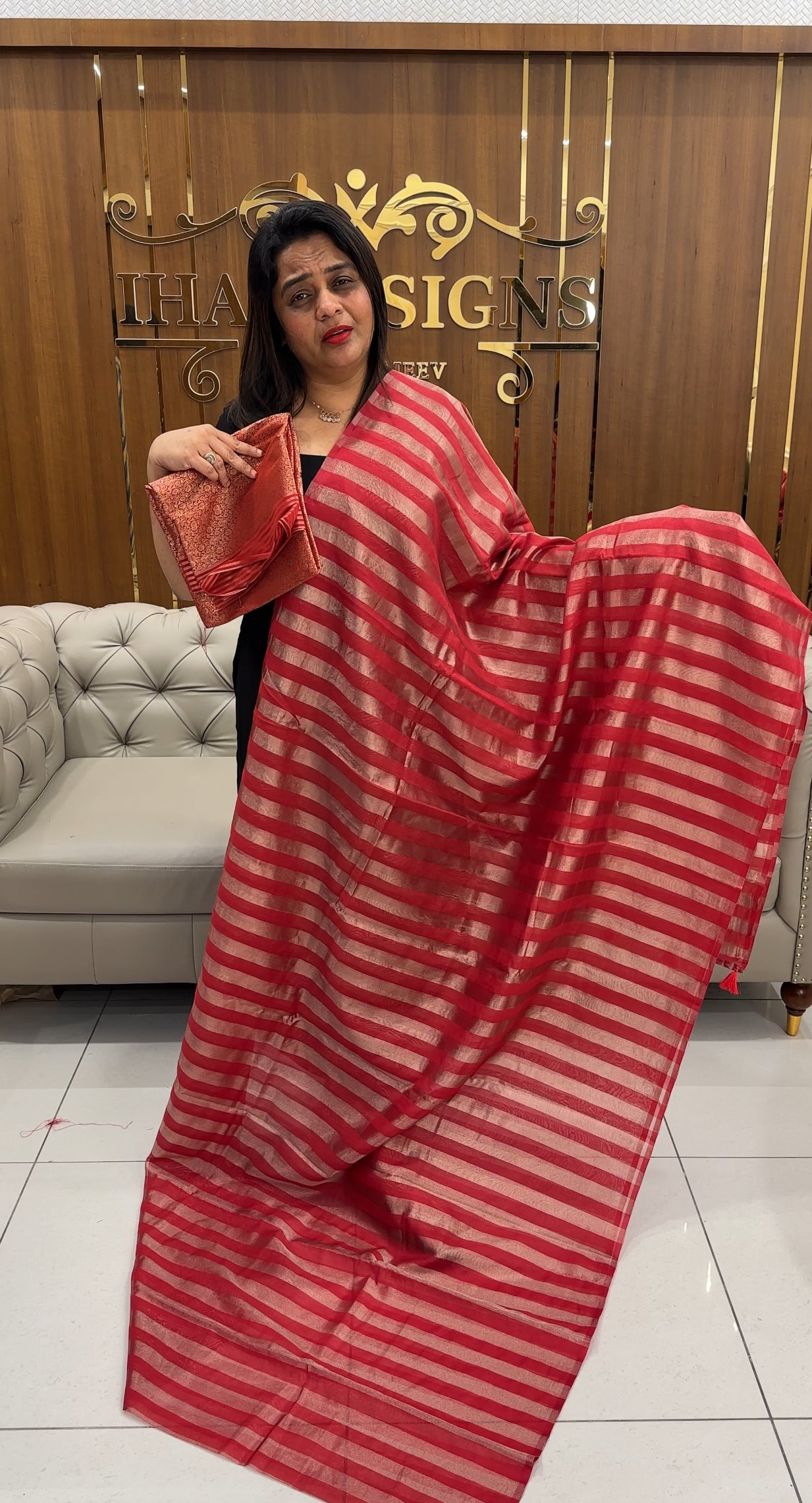 SEMI BANARASI SAREES - IHA 25348