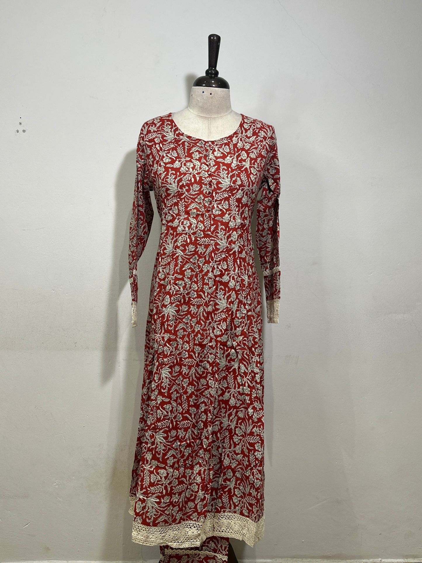 OFFER SALES TOP AND BOTTOM - IHA 34355