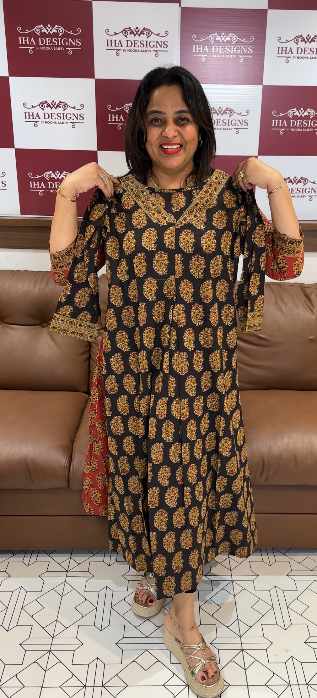 IHA'S IN-HOUSE COTTON PRINTED ALINE TOPS - IHA 27729