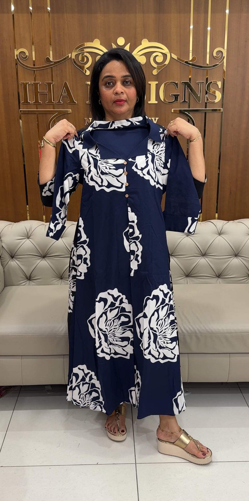 IHA'S IN-HOUSE PRINTED ALINE TOPS - IHA 26766