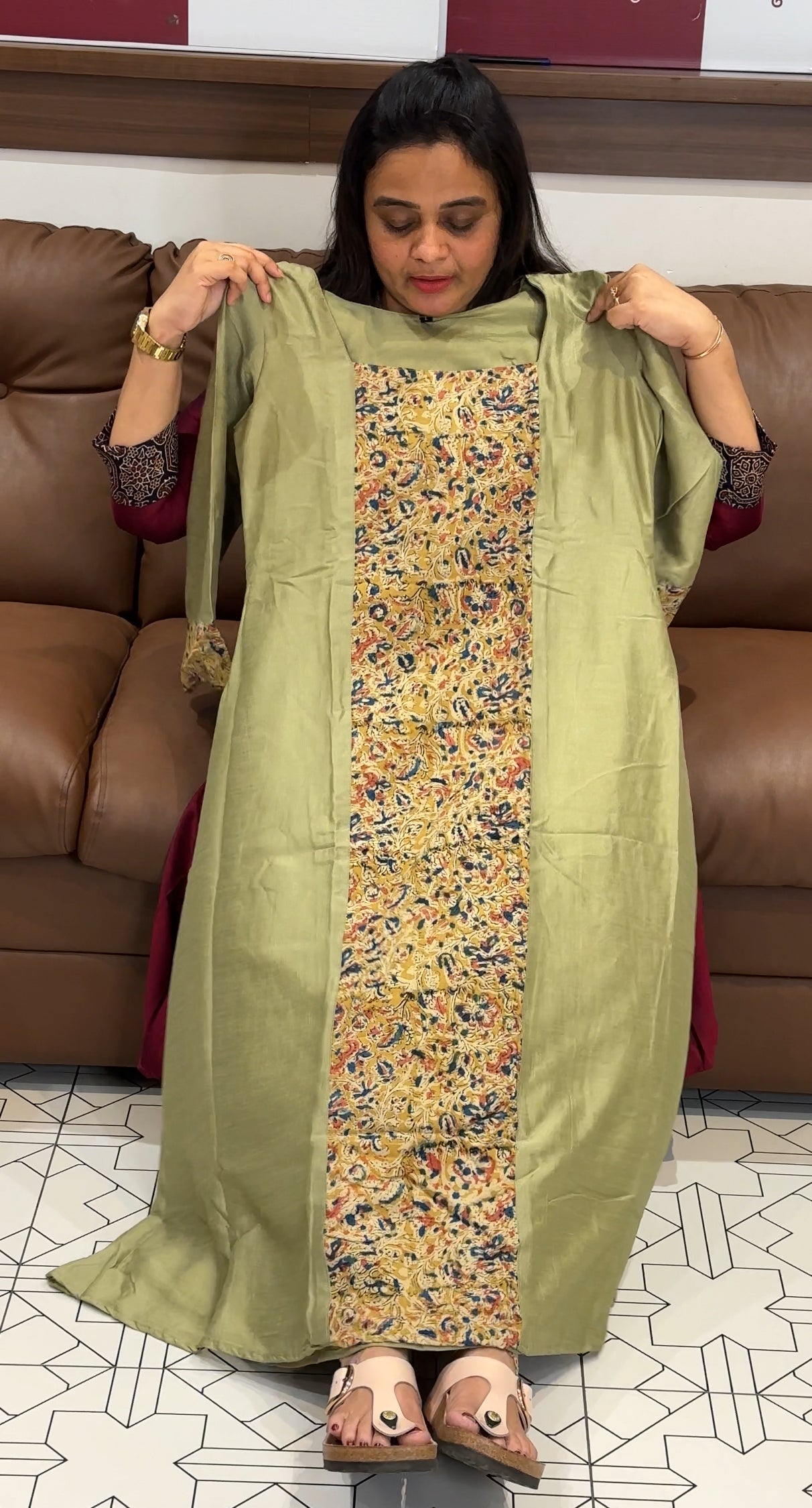 SEMI RAW SILK ALINE TOPS - IHA 27830