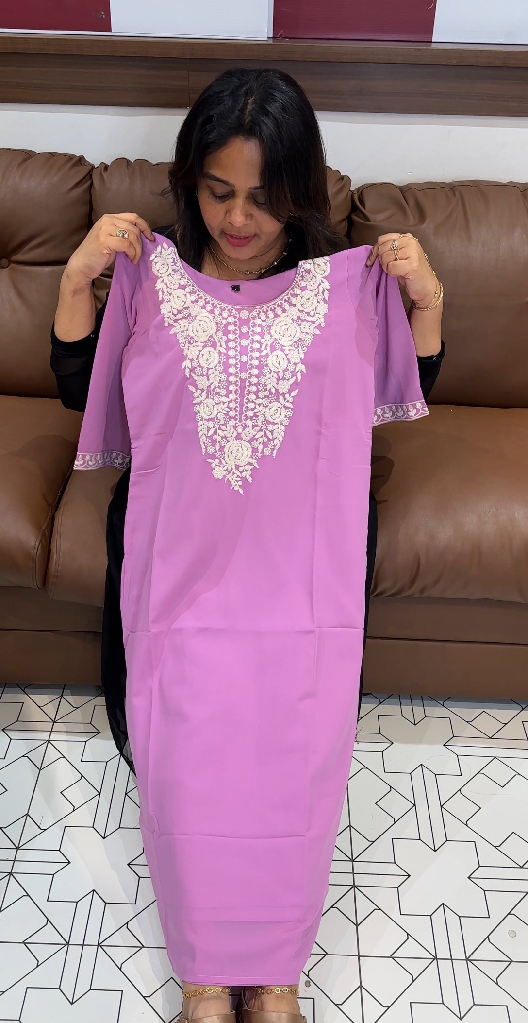 LUCKNOWI CHIKANKARI TOPS - IHA 26201