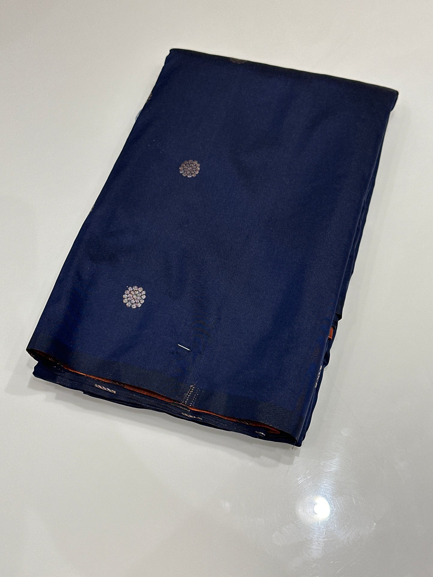 OFFER SALES SAREES - IHA 27211