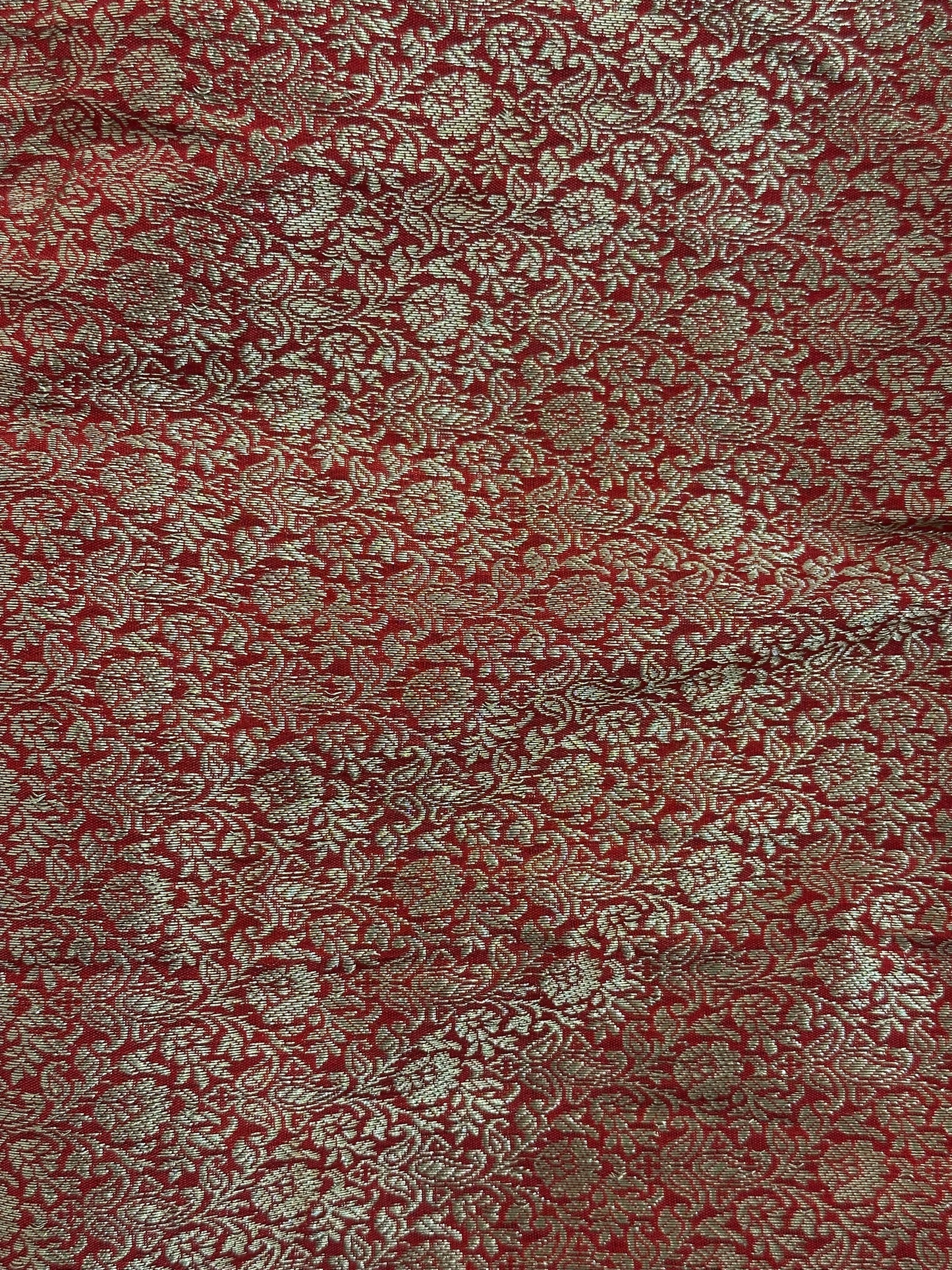 BANARASI RUNNING MATERAIL - IHA 34393