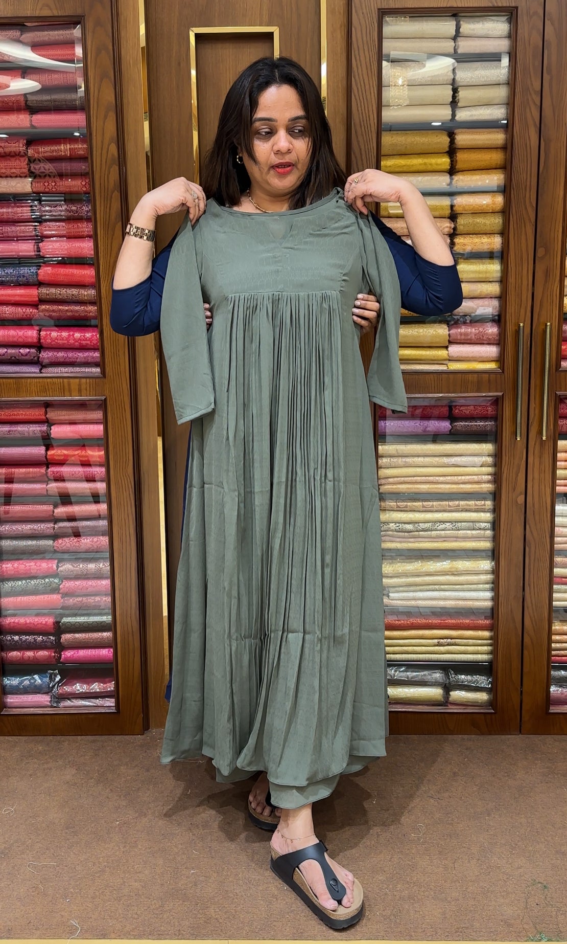 IHA'S IN-HOUSE LONG TOPS - IHA 23020