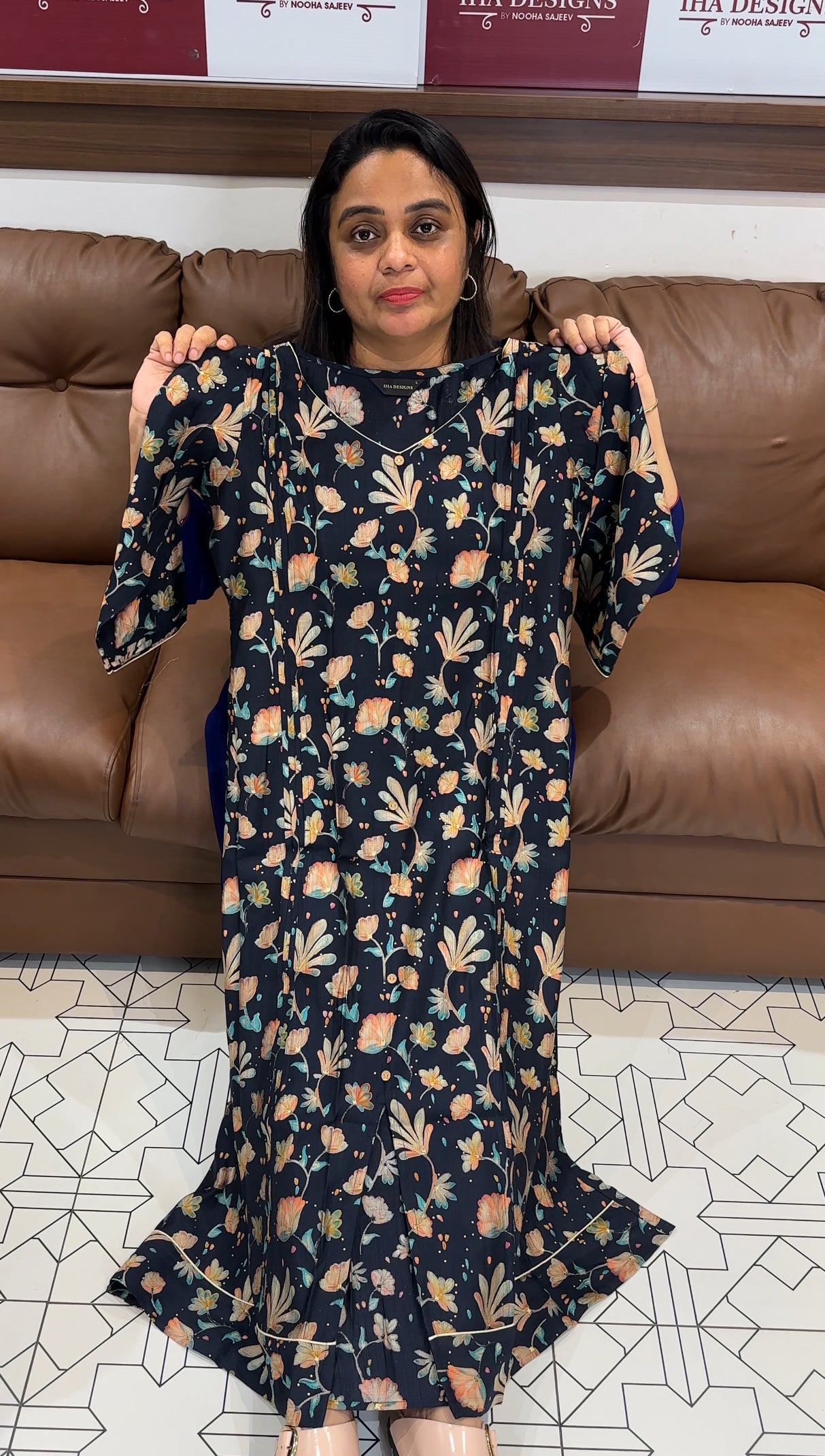 PRINTEED SILK LONG A-LINE TOPS - IHA 29384