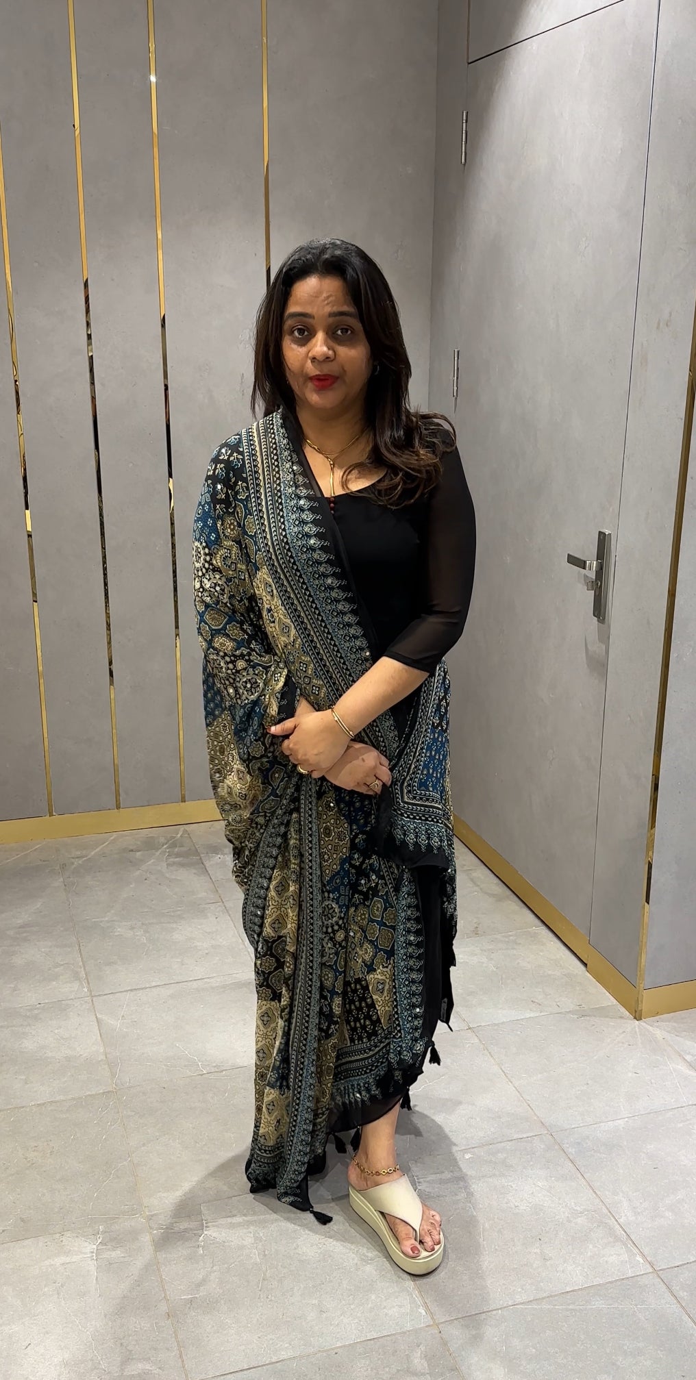 IHA'S IN-HOUSE GEORGETTE SLITTED TOP AND DUPATTA - IHA 25211