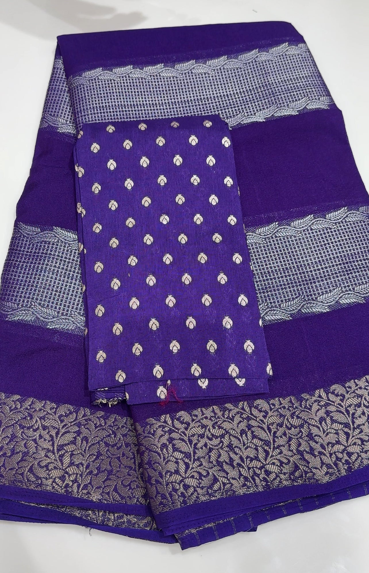 SEMI BANARASI SAREES - IHA 26373