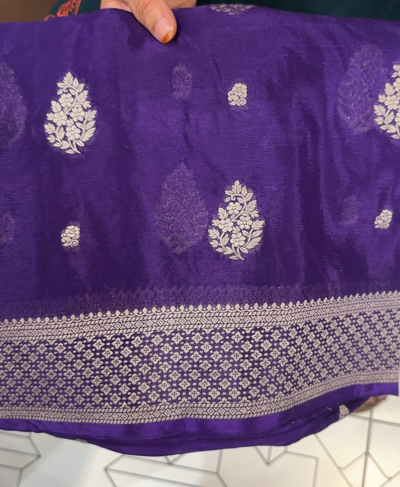 PLATINUM CHIFFON SAREES - IHA 26406