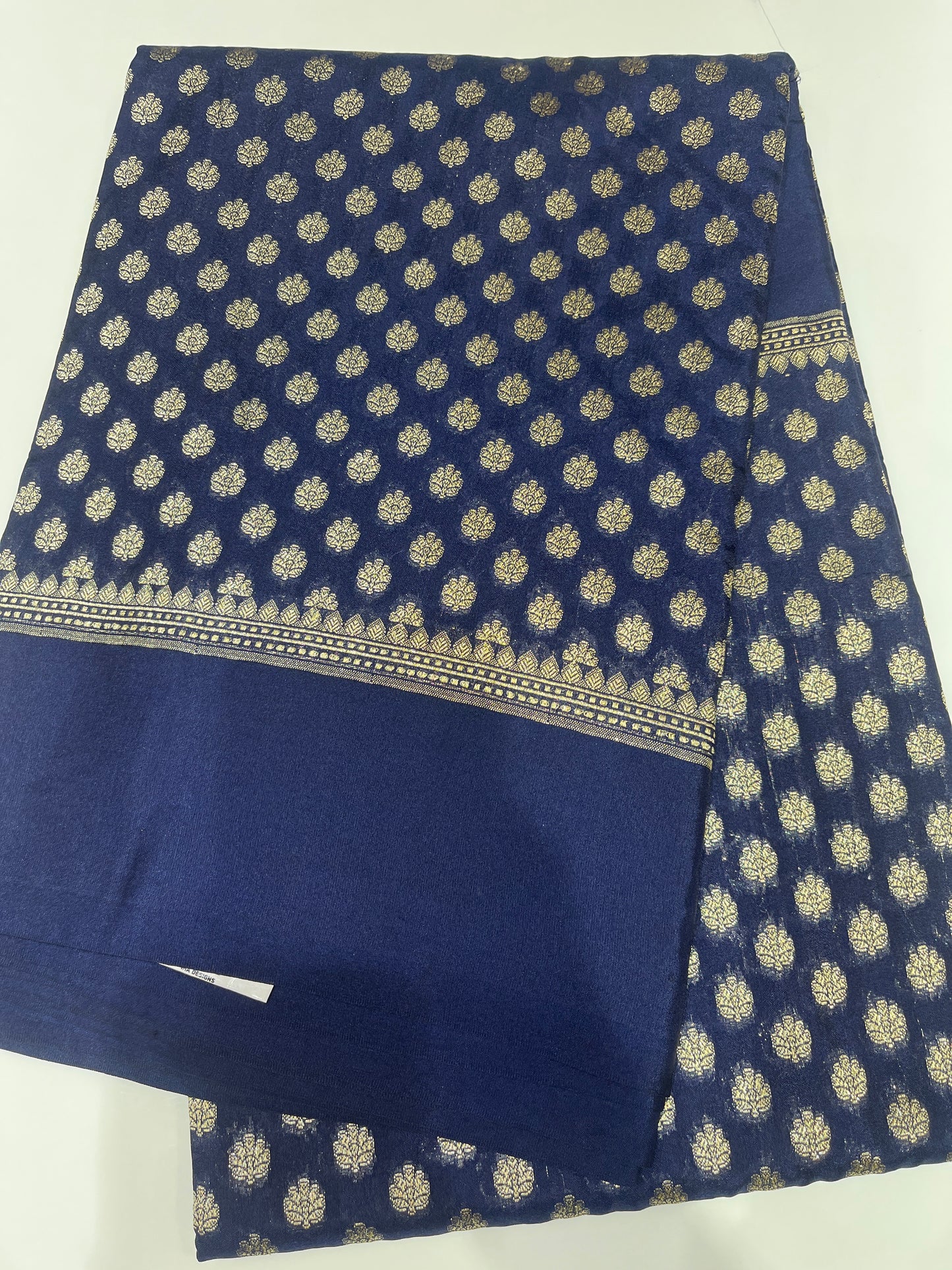 OFFER SALES SAREES - IHA 34228