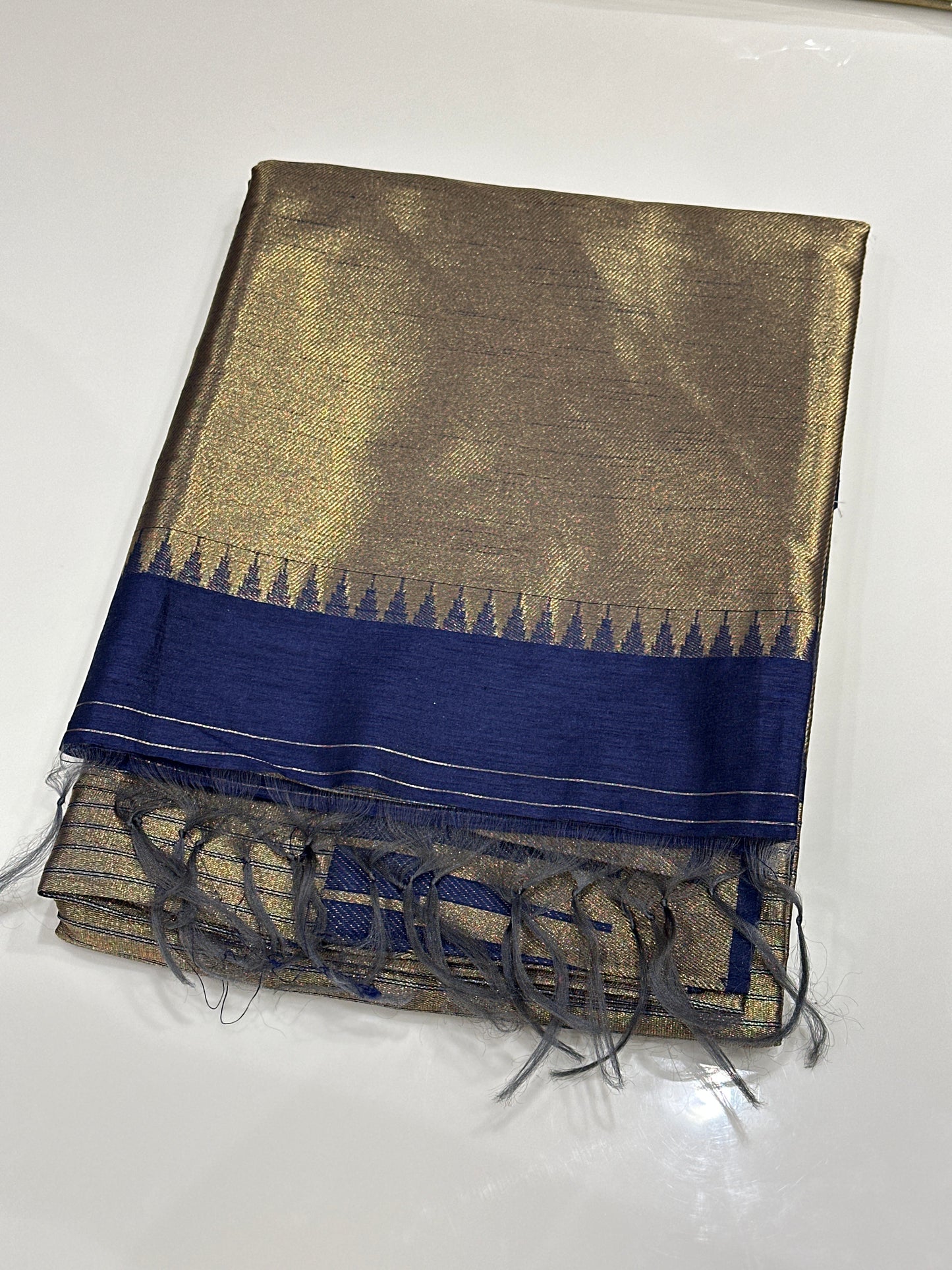 OFFER SALES SAREES - IHA 27211