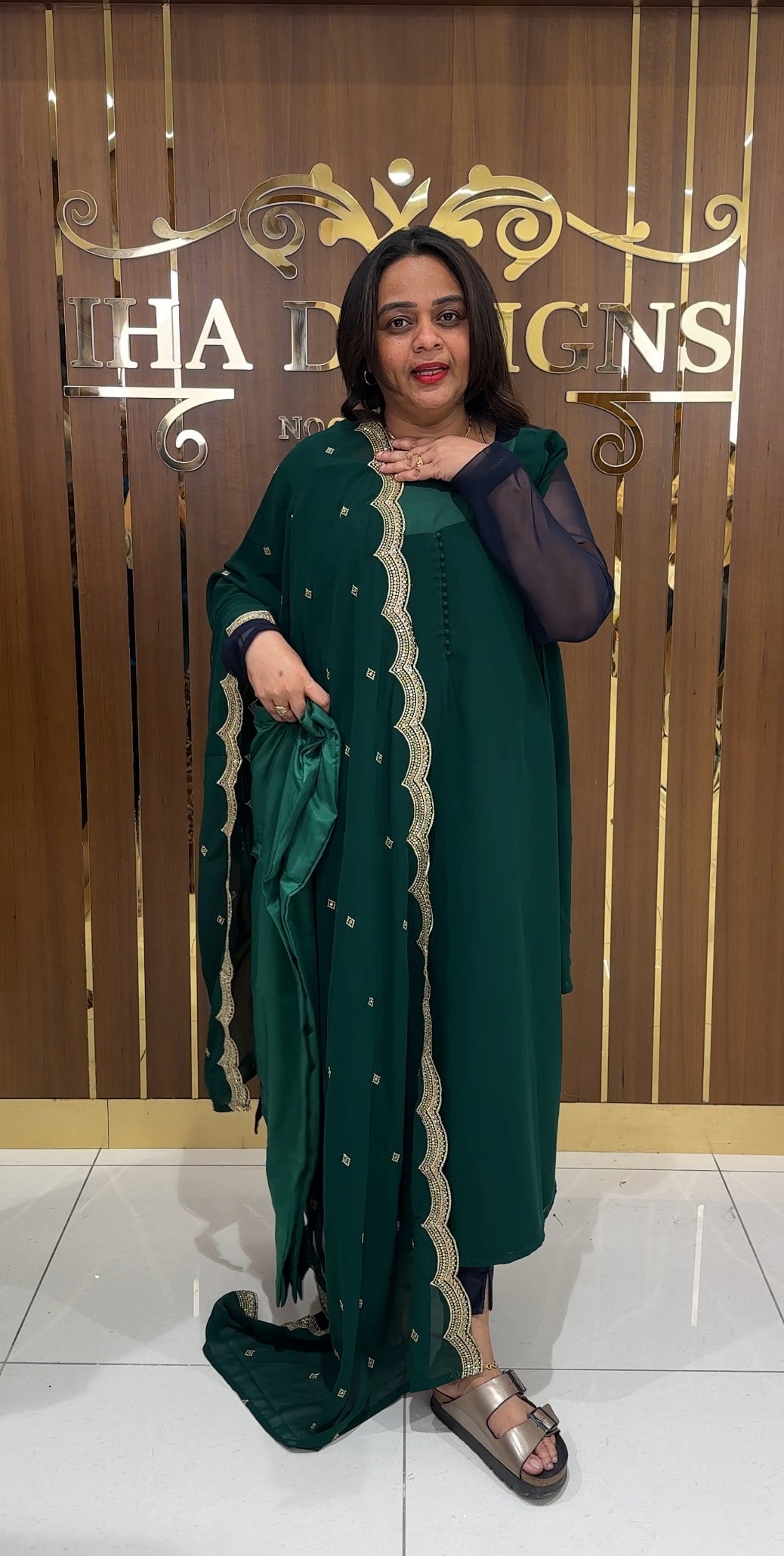IHA'S IN- HOUSE SLITTED TOP , BOTTOM AND DUPATTA - IHA 24847