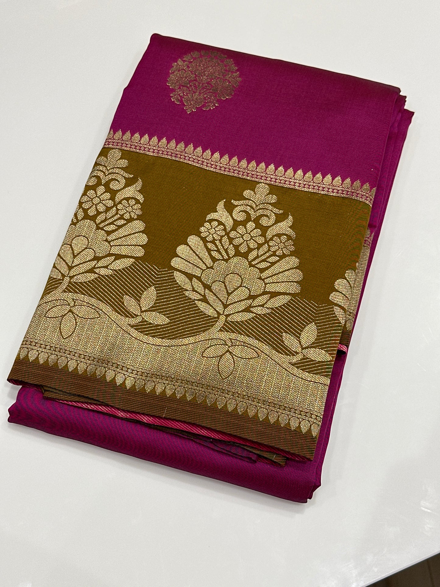OFFER SALES SAREES - IHA 27211