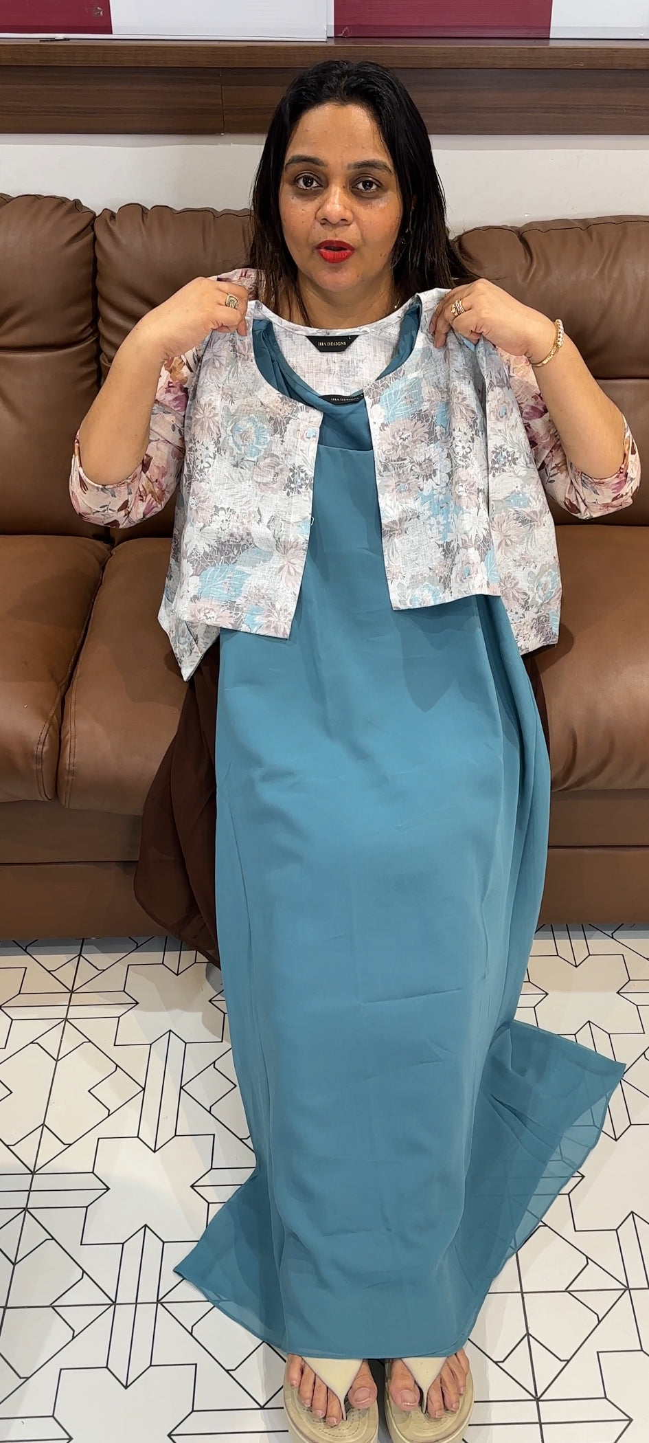 IHA'S IN-HOUSE ALINE TOP AND JACKET - IHA 22605