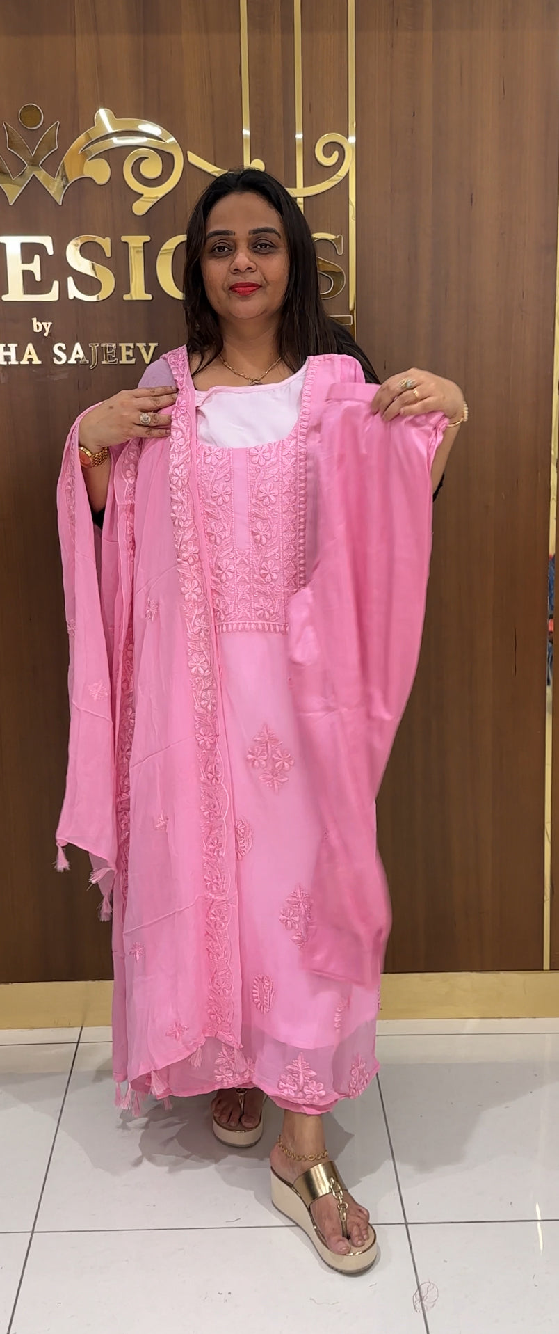 LUCKNOWI CHIKANKARI TOP,BOTTOM AND DUPATTA - IHA 23136