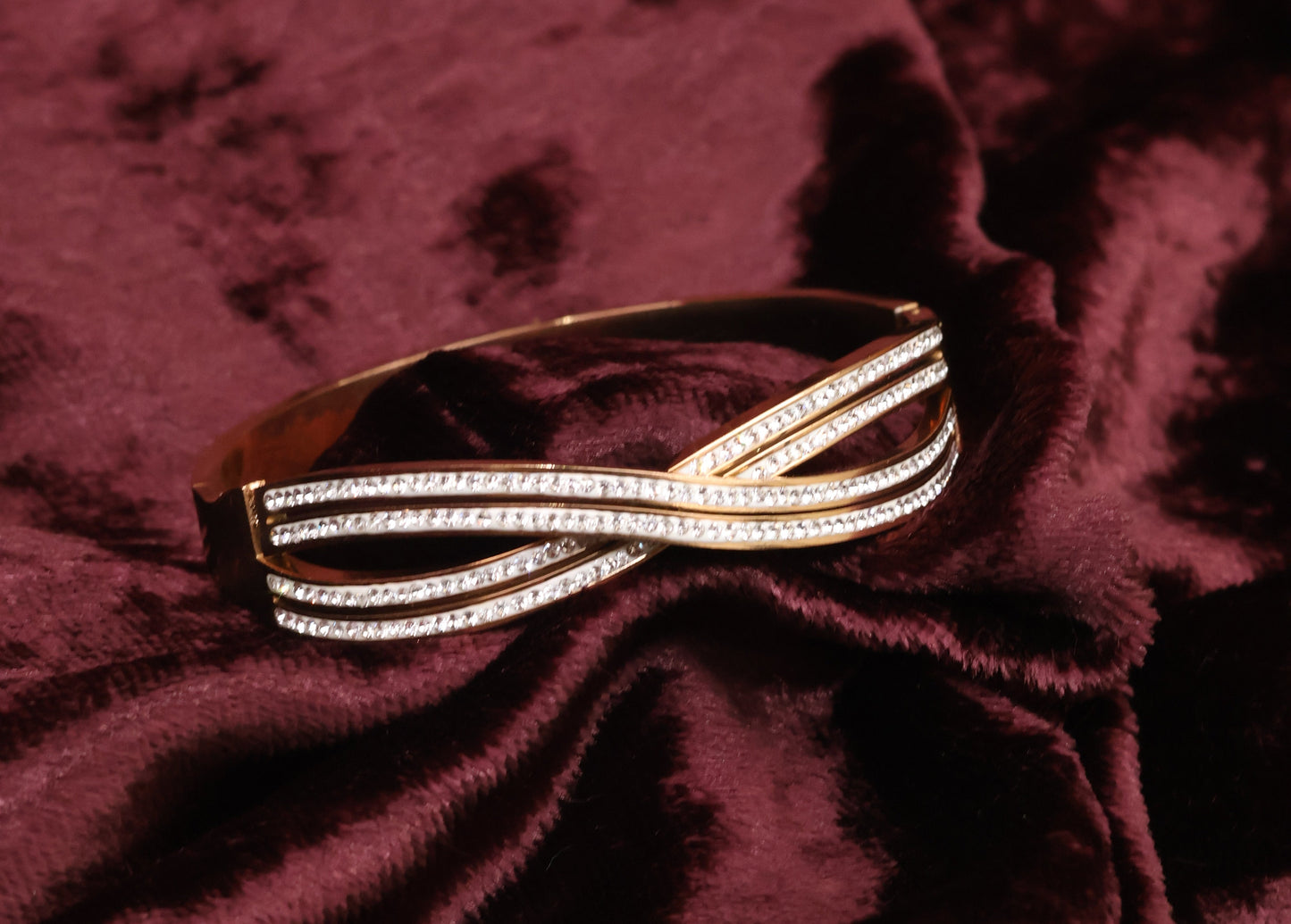 CLIP BANGLES - IHA 24223
