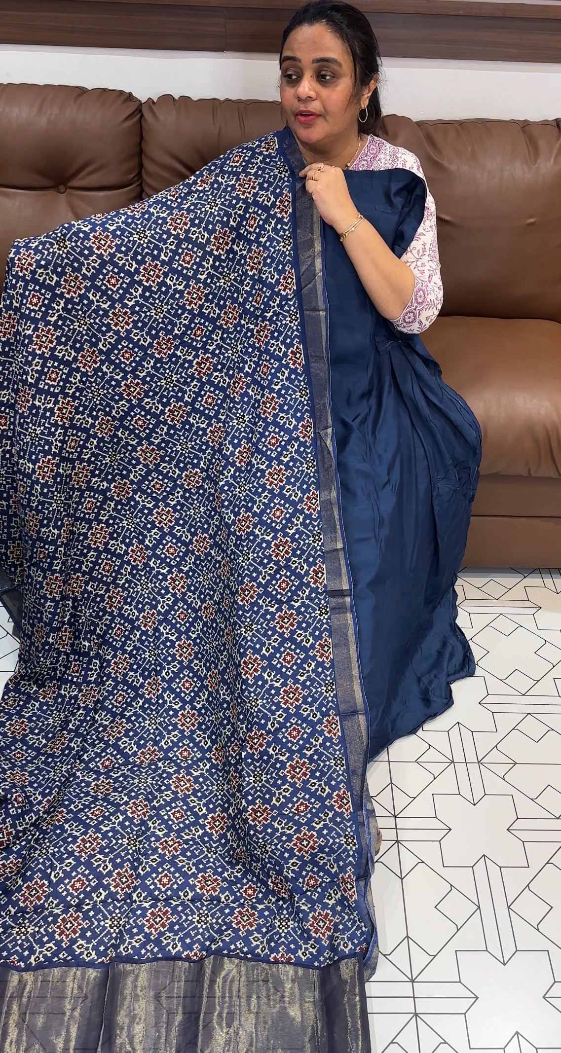 DOLA SILK UNSTITCHED SALWAR SUITS - IHA 26511