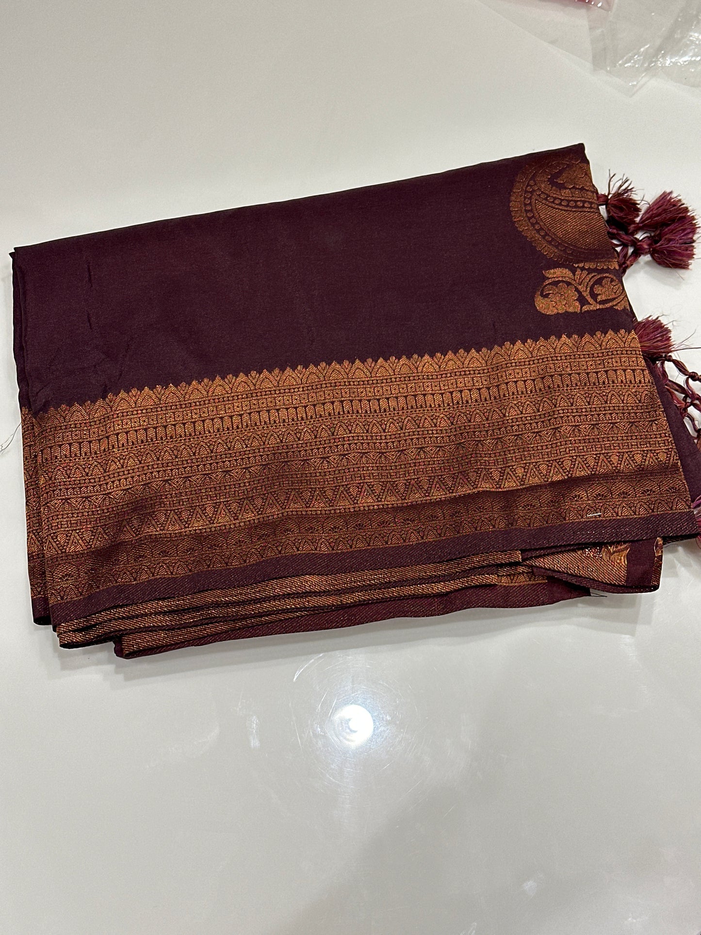 OFFER SALES SAREES - IHA 27211