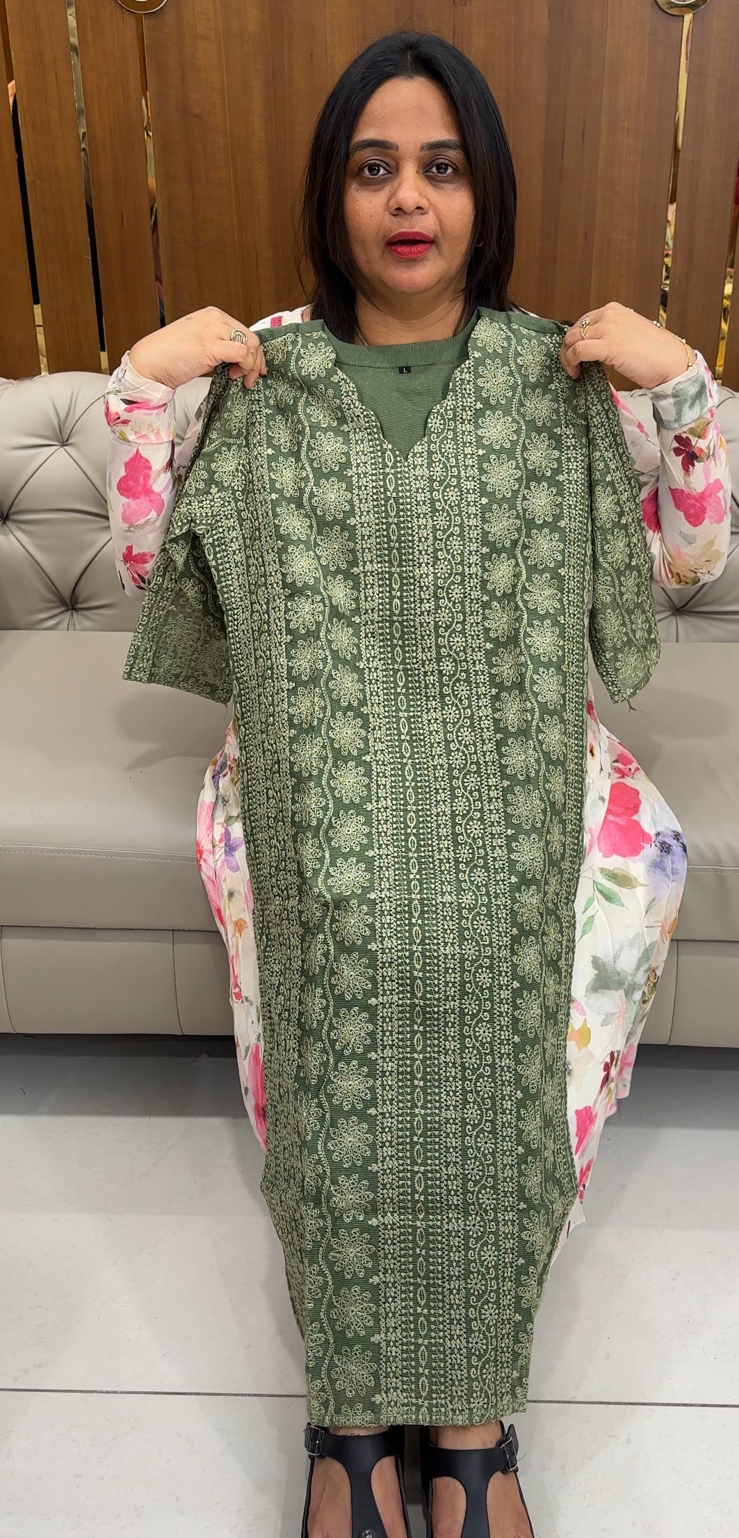 BUDGET BUY CHIKANKARI SLITED TOPS - IHA 26064