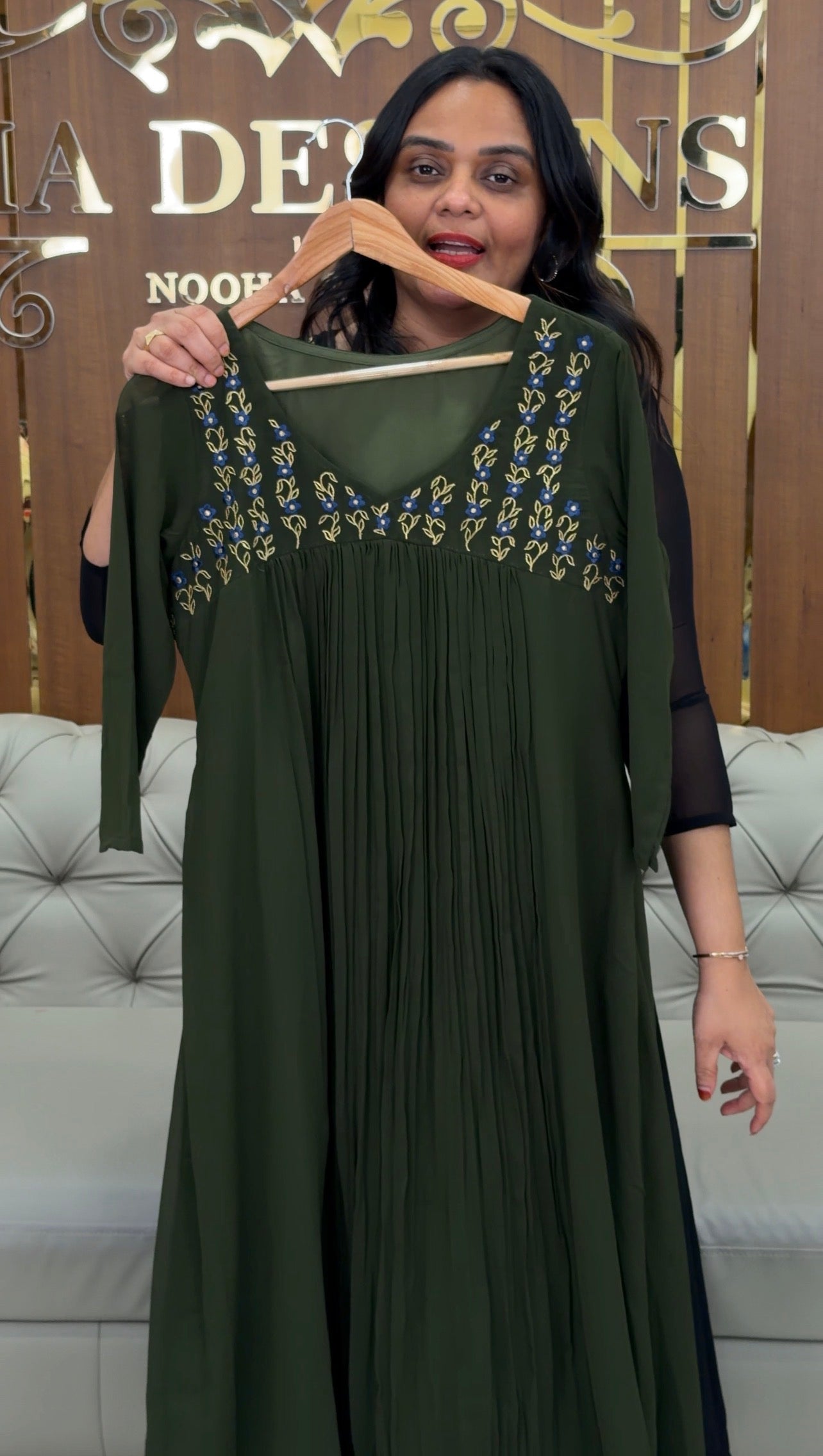 IHA'S IN-HOUSE DESIGNER ALINE TOPS - IHA 33264