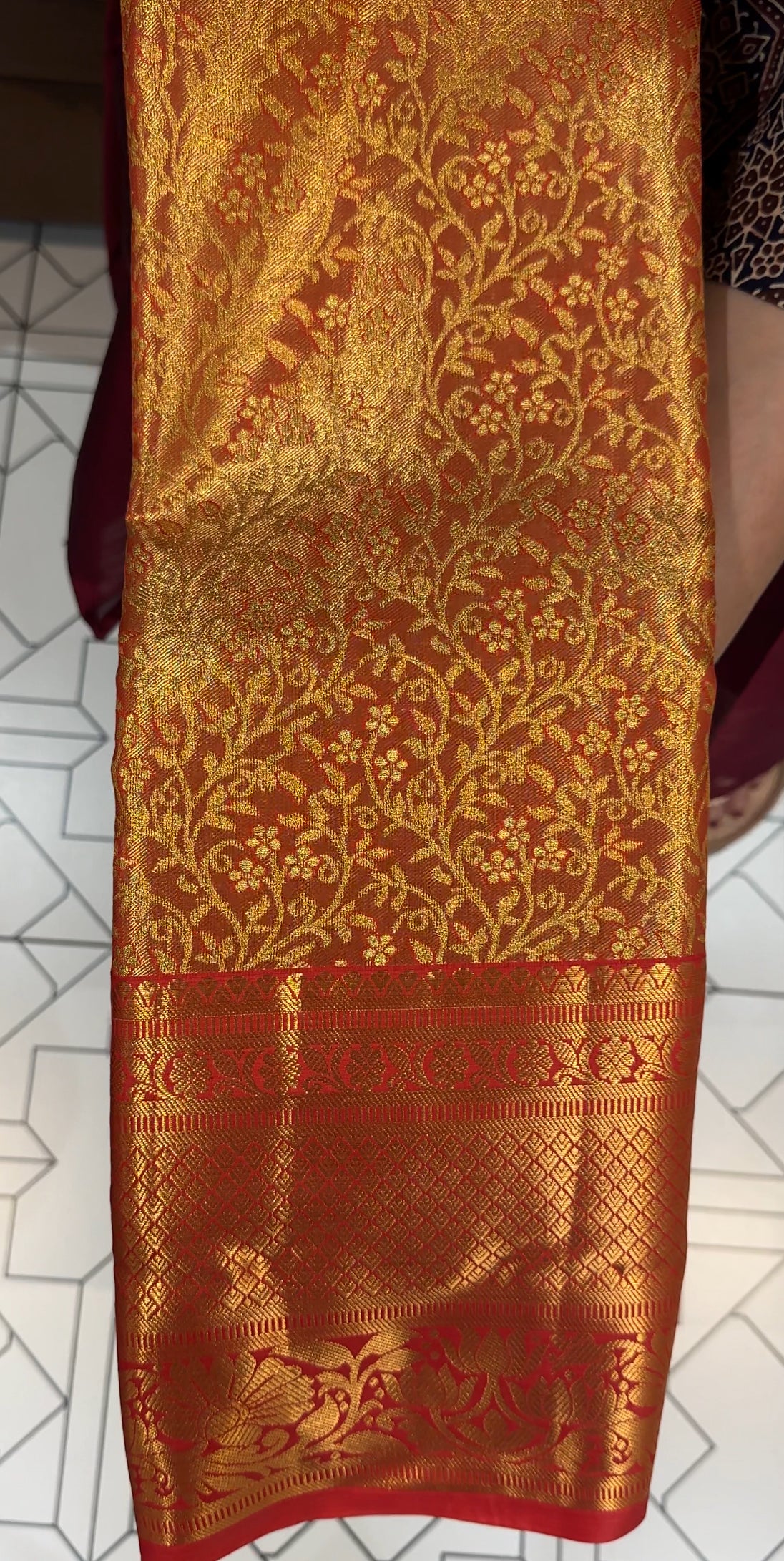 SEMI TISSUE KANCHIPURAM SILK SAREES - IHA 27831