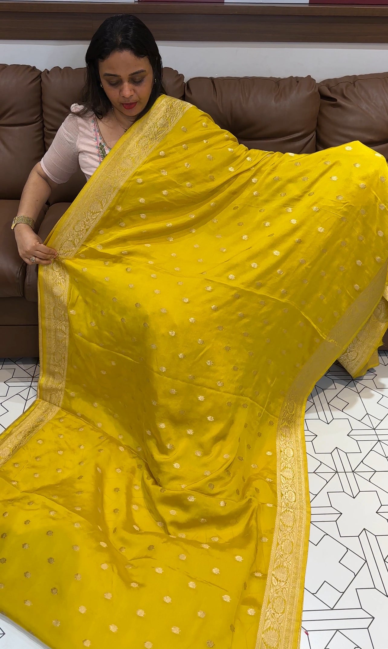 PLATINUM CHIFFON SAREES - IHA 23314