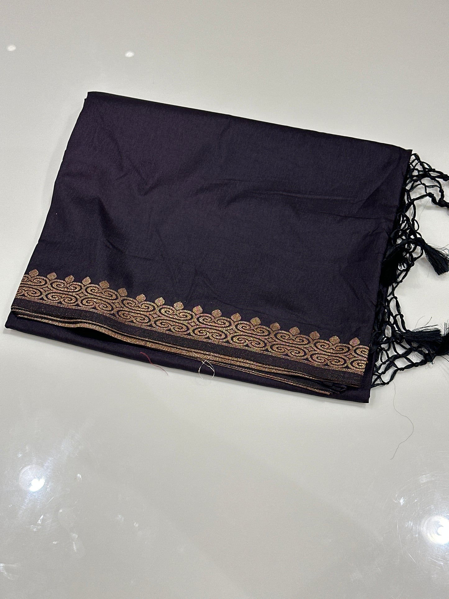 OFFER SALES SAREES - IHA 27211