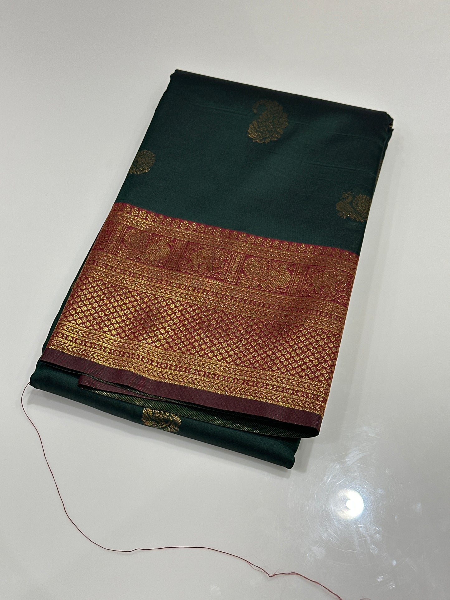 OFFER SALES SAREES - IHA 27211
