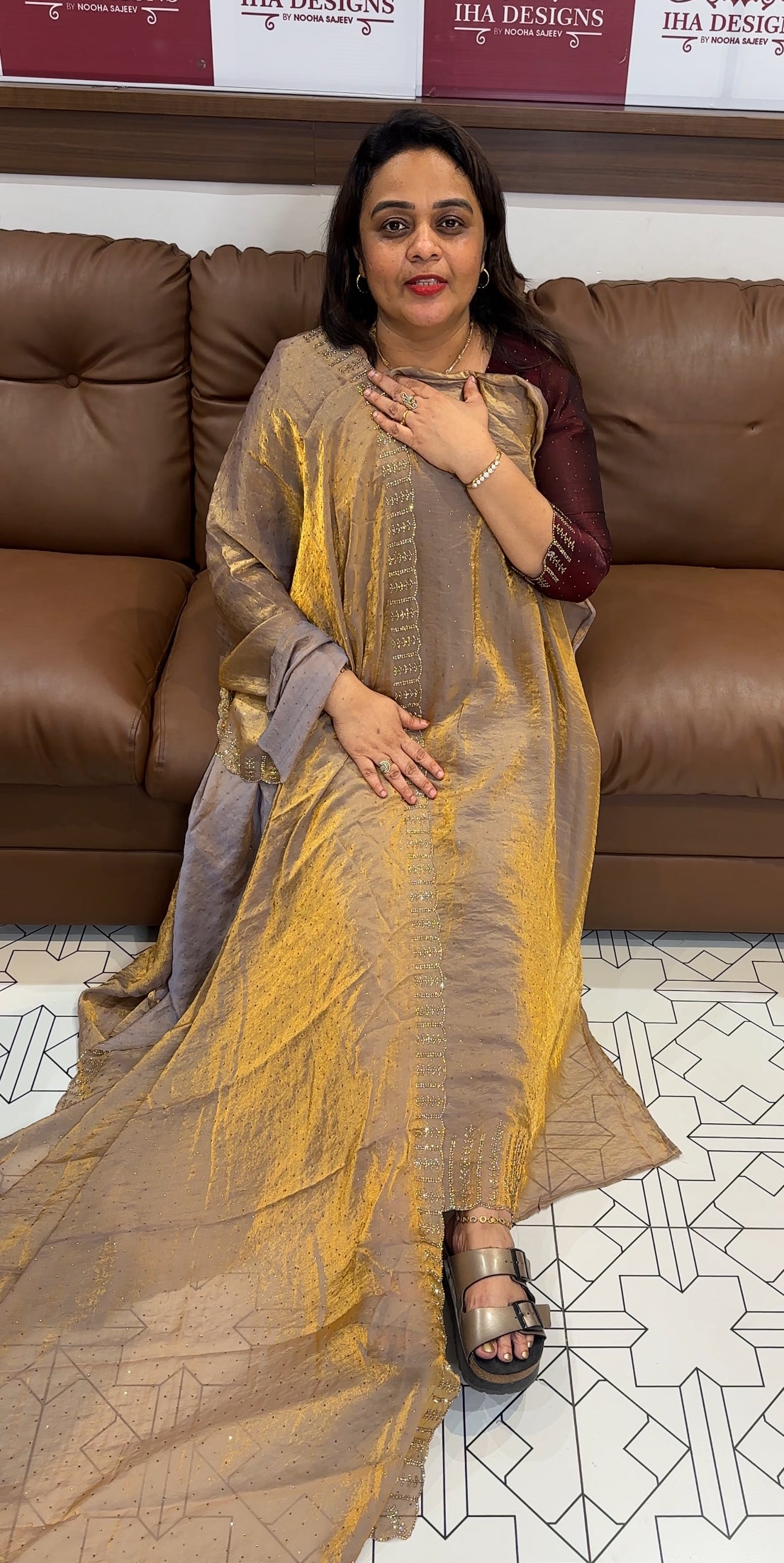 VELVET ORGANZA UNSTITCHED SALWAR SUITS - IHA 25423