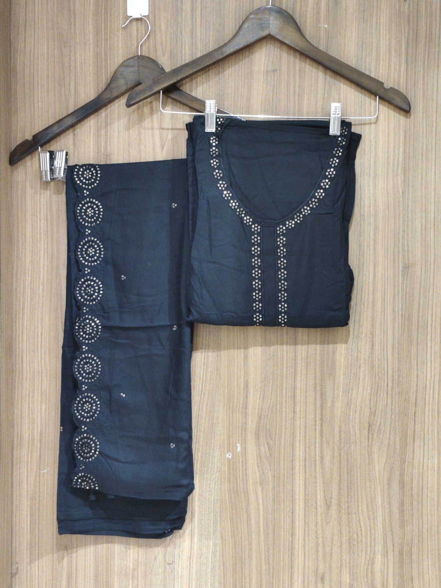 OFFER SALES UNSTITCHED SALWAR SUITS - IHA 27344