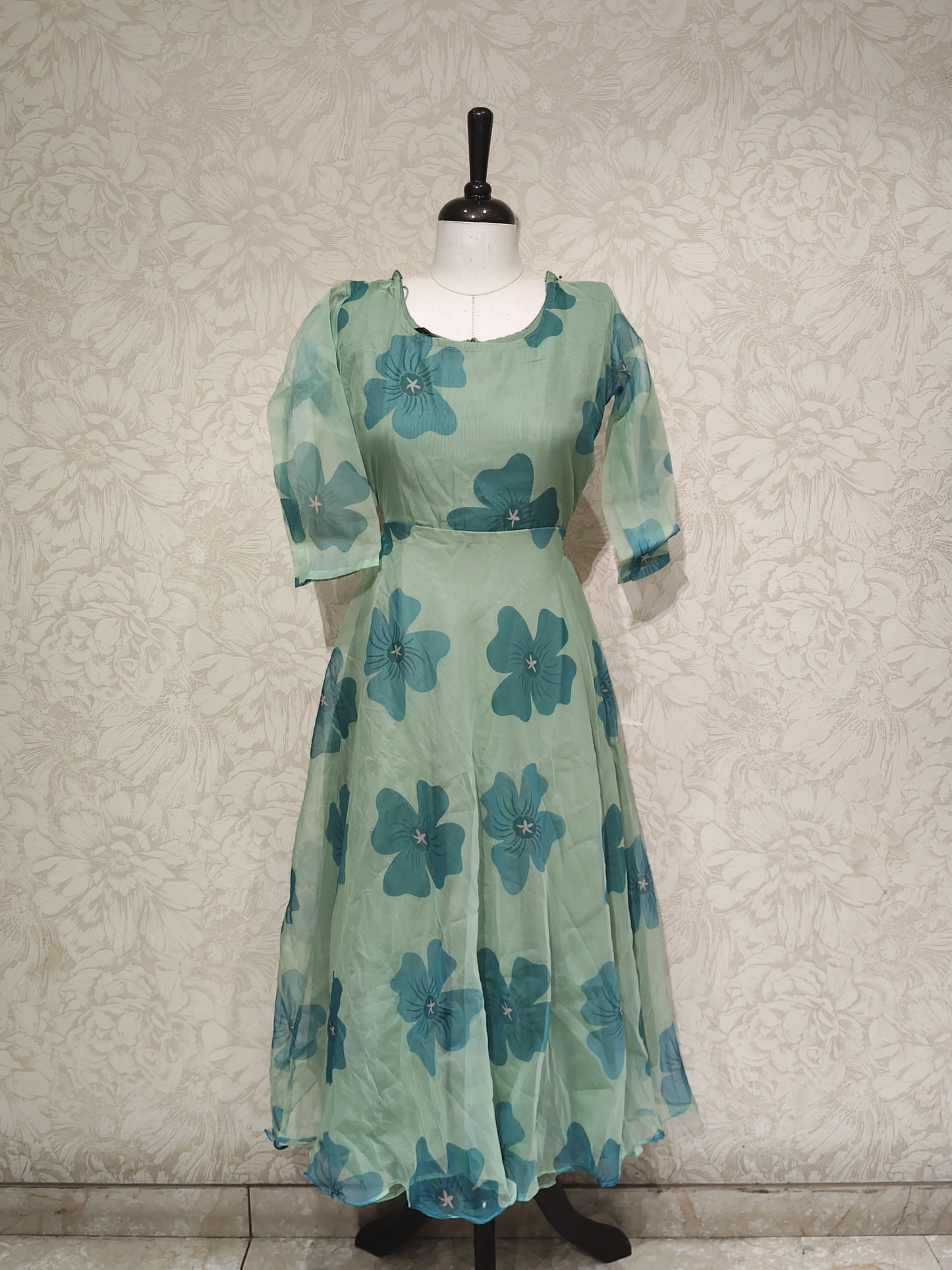 OFFER SALES TOPS COLLECTIONS - IHA 27085
