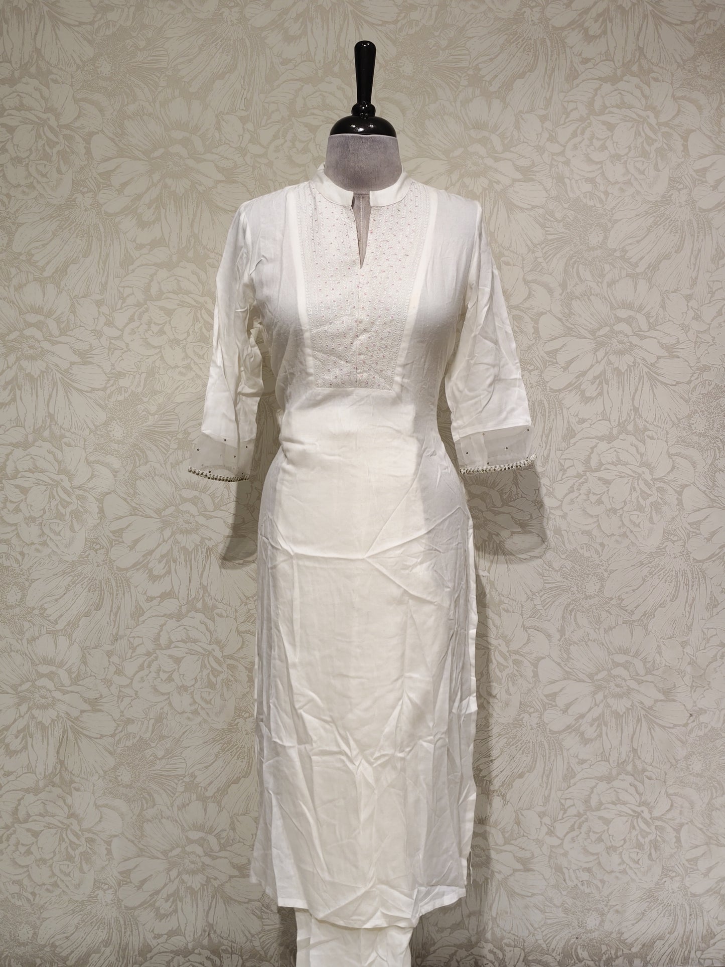 OFFER SALES TOP AND BOTTOM COLLECTIONS - IHA 27223