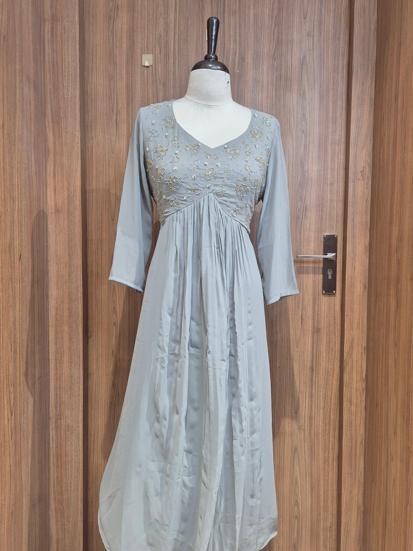 OFFER SALES TOPS COLLECTIONS - IHA 26778