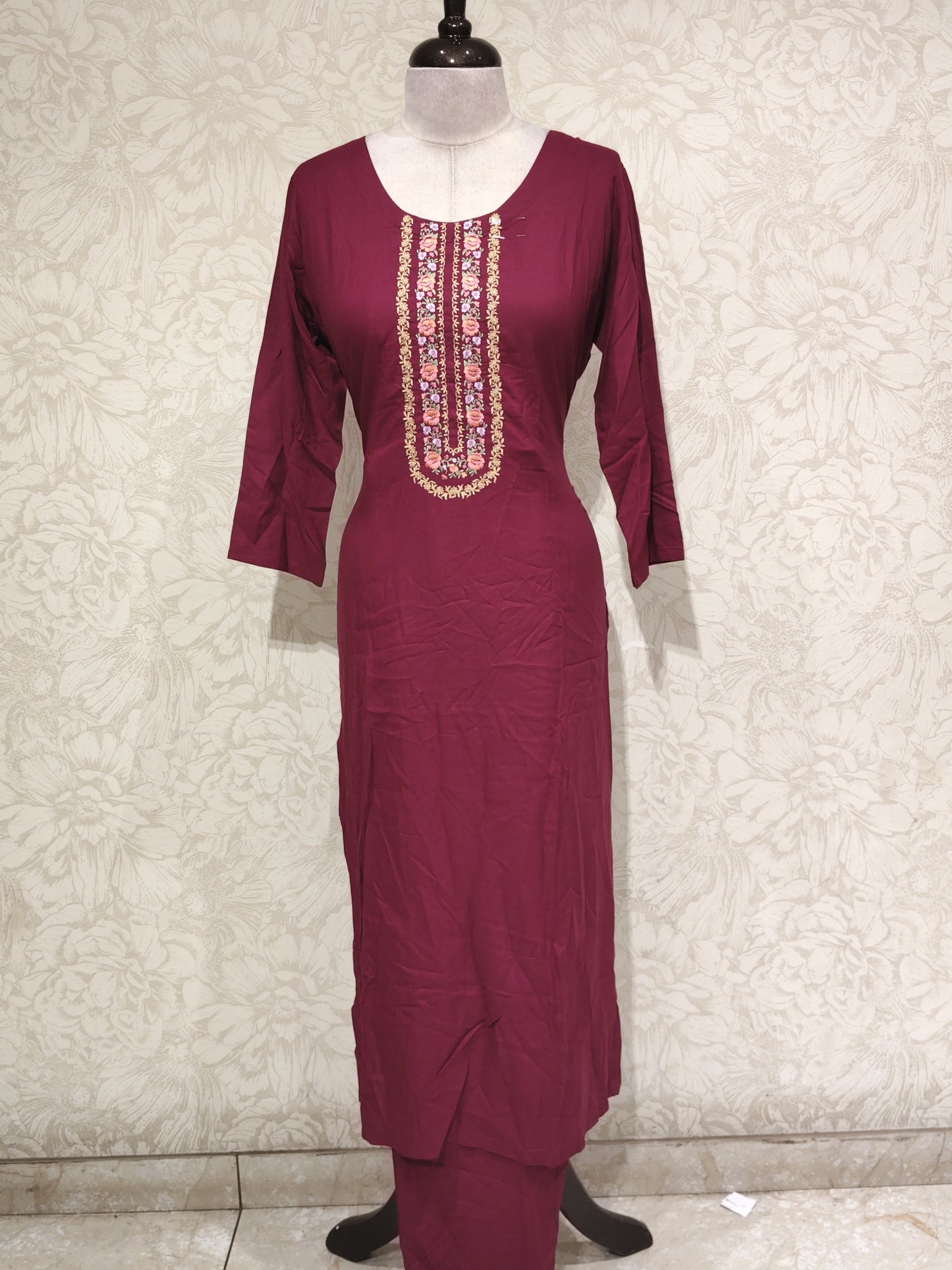 OFFER SALES TOP AND BOTTOM COLLECTIONS - IHA 27223