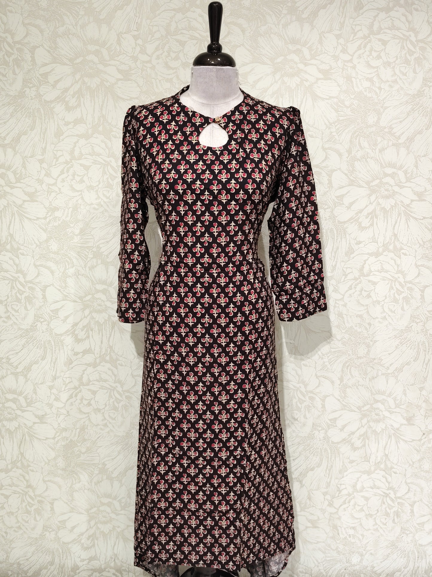 OFFER SALES TOPS COLLECTIONS - IHA 27103