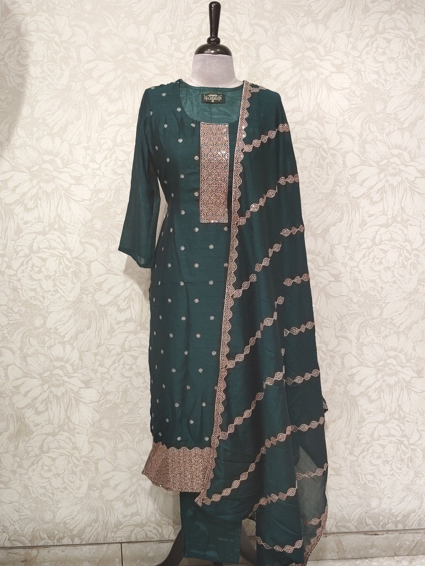 OFFER SALES TOP AND BOTTOM COLLECTIONS - IHA 27407
