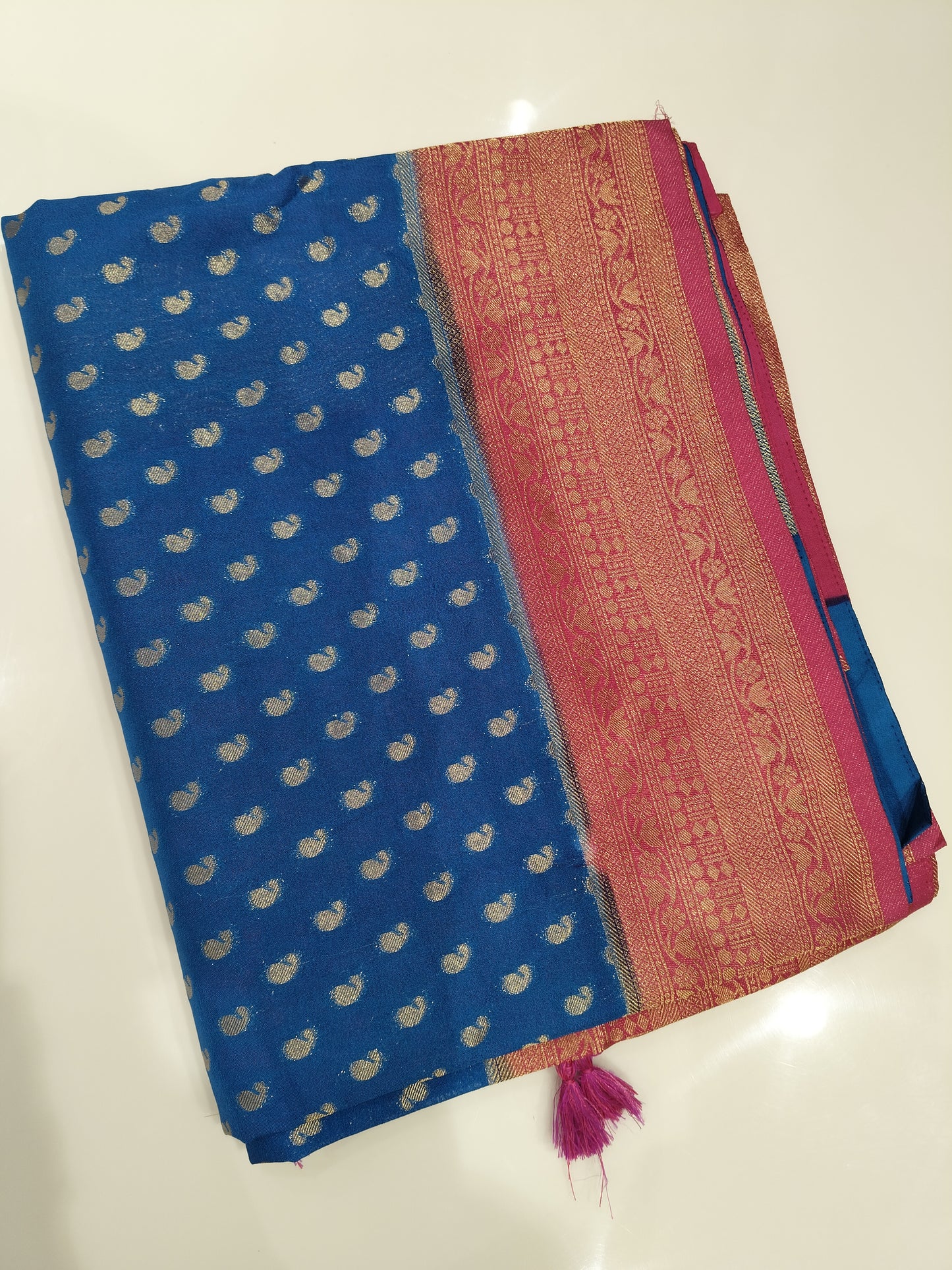 OFFER SALES SAREES - IHA 27316