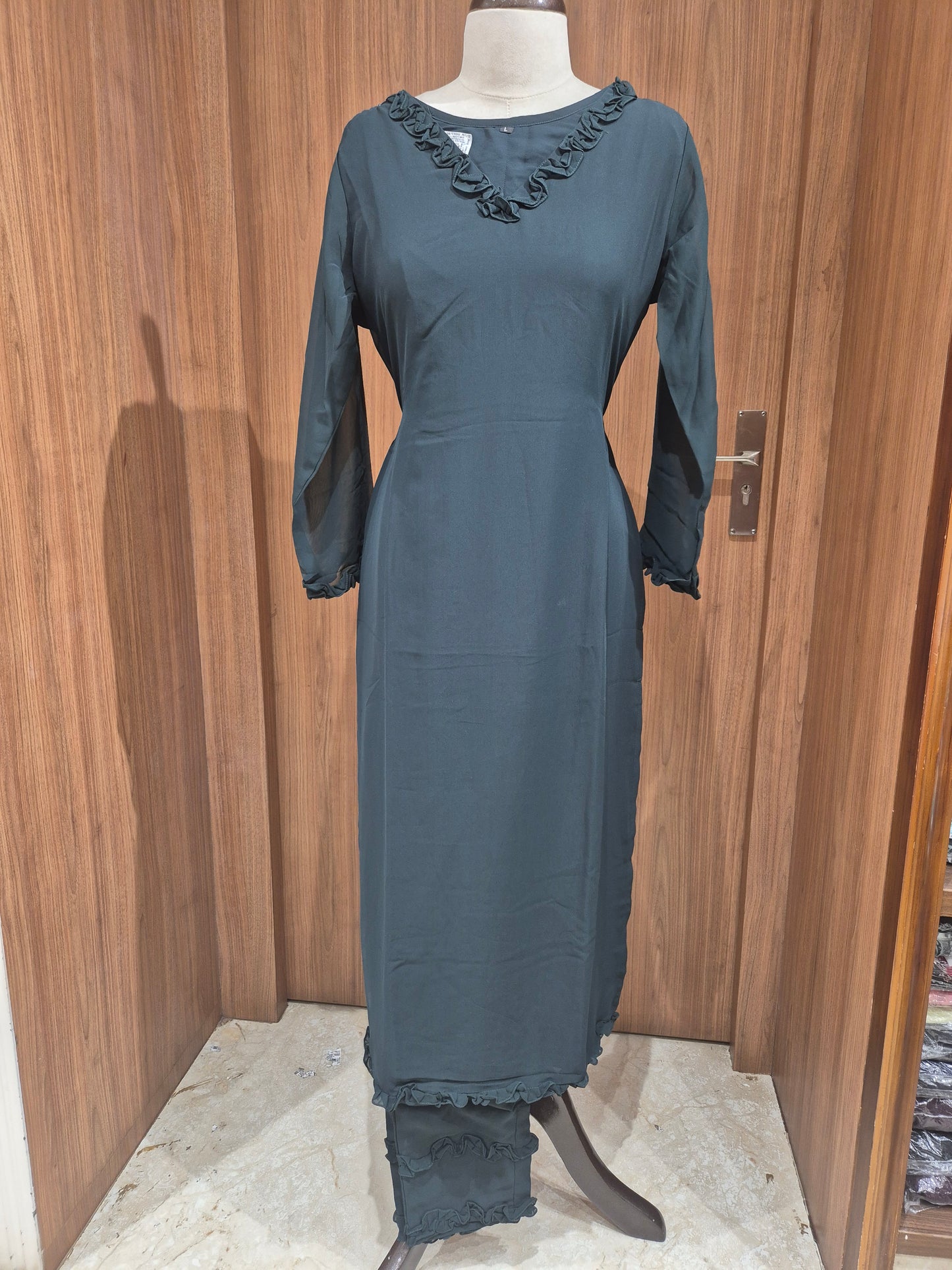 OFFER SALES TOP AND BOTTOM - IHA 26703