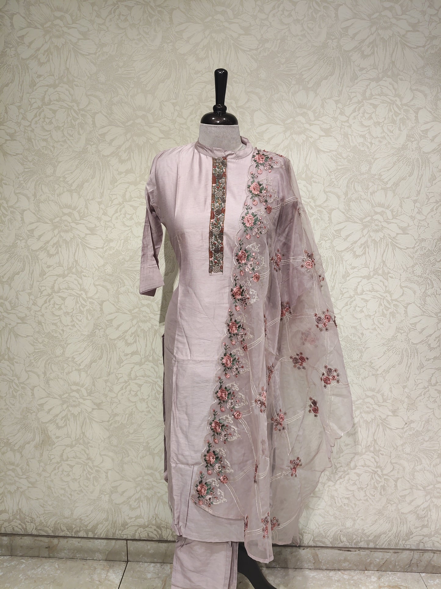 OFFER SALES TOP AND BOTTOM - IHA 27533