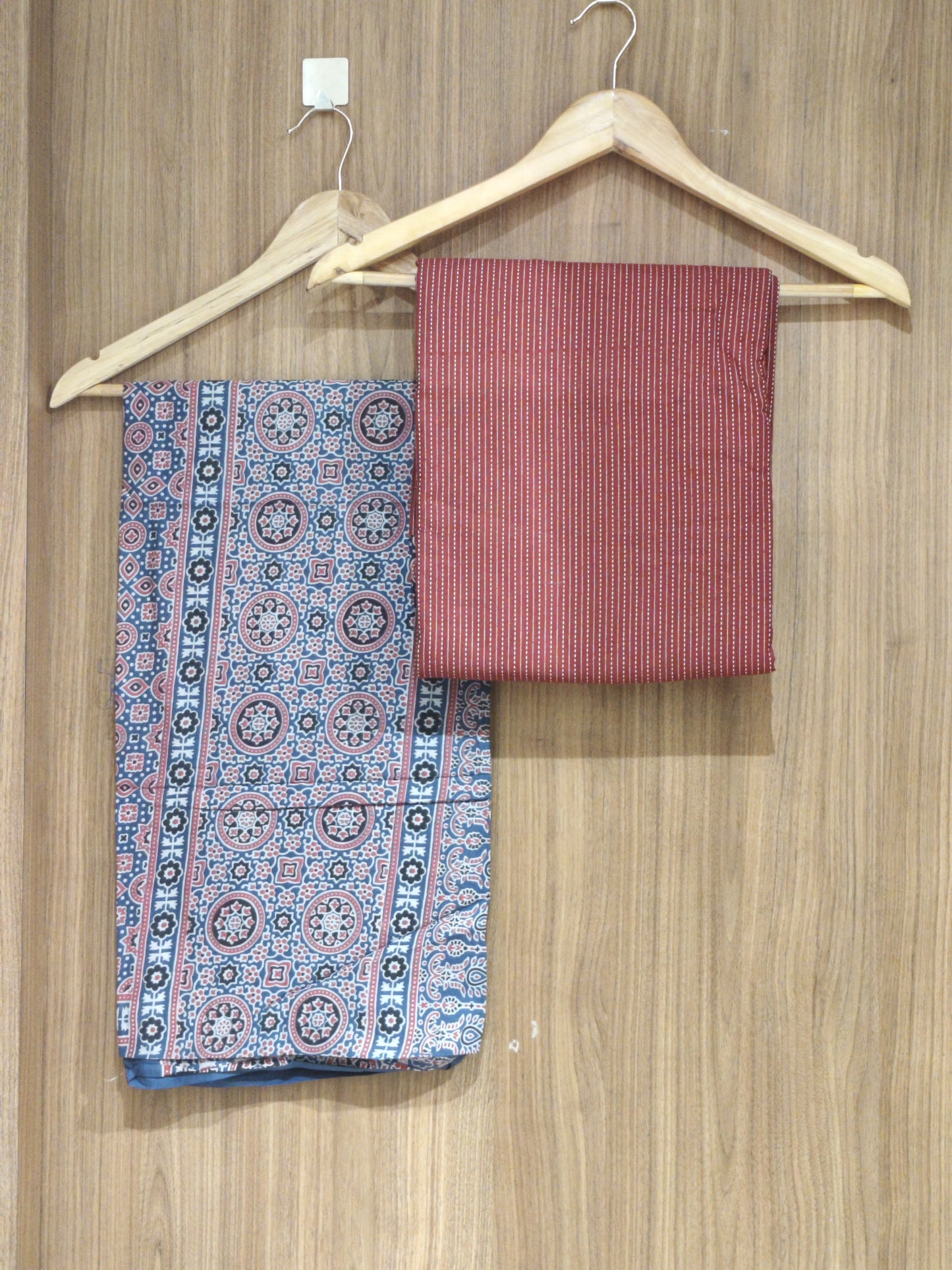 OFFER SALES UNSTITCHED SALWAR SUITS - IHA 27310