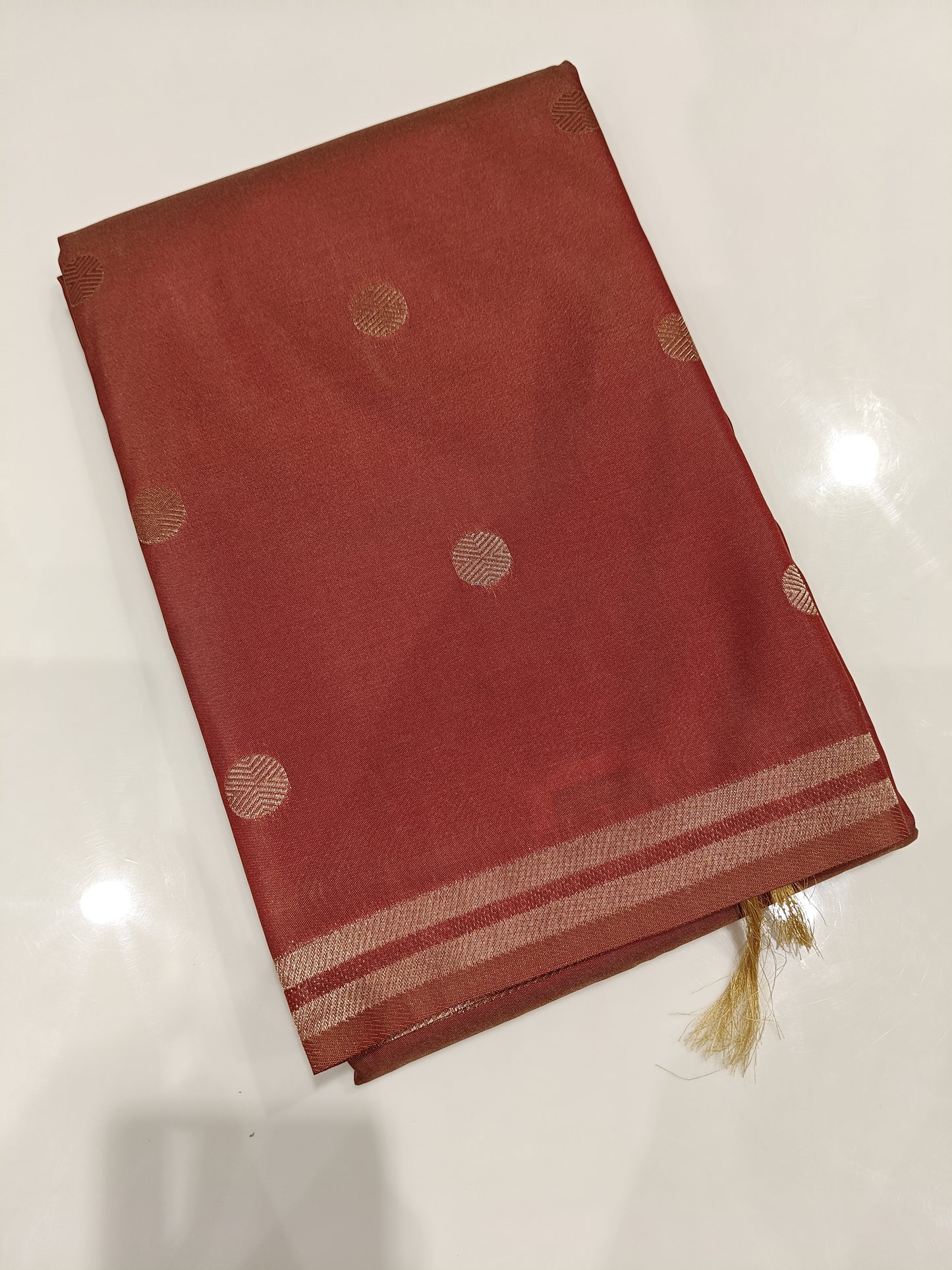 OFFER SALES SAREES - IHA 27253