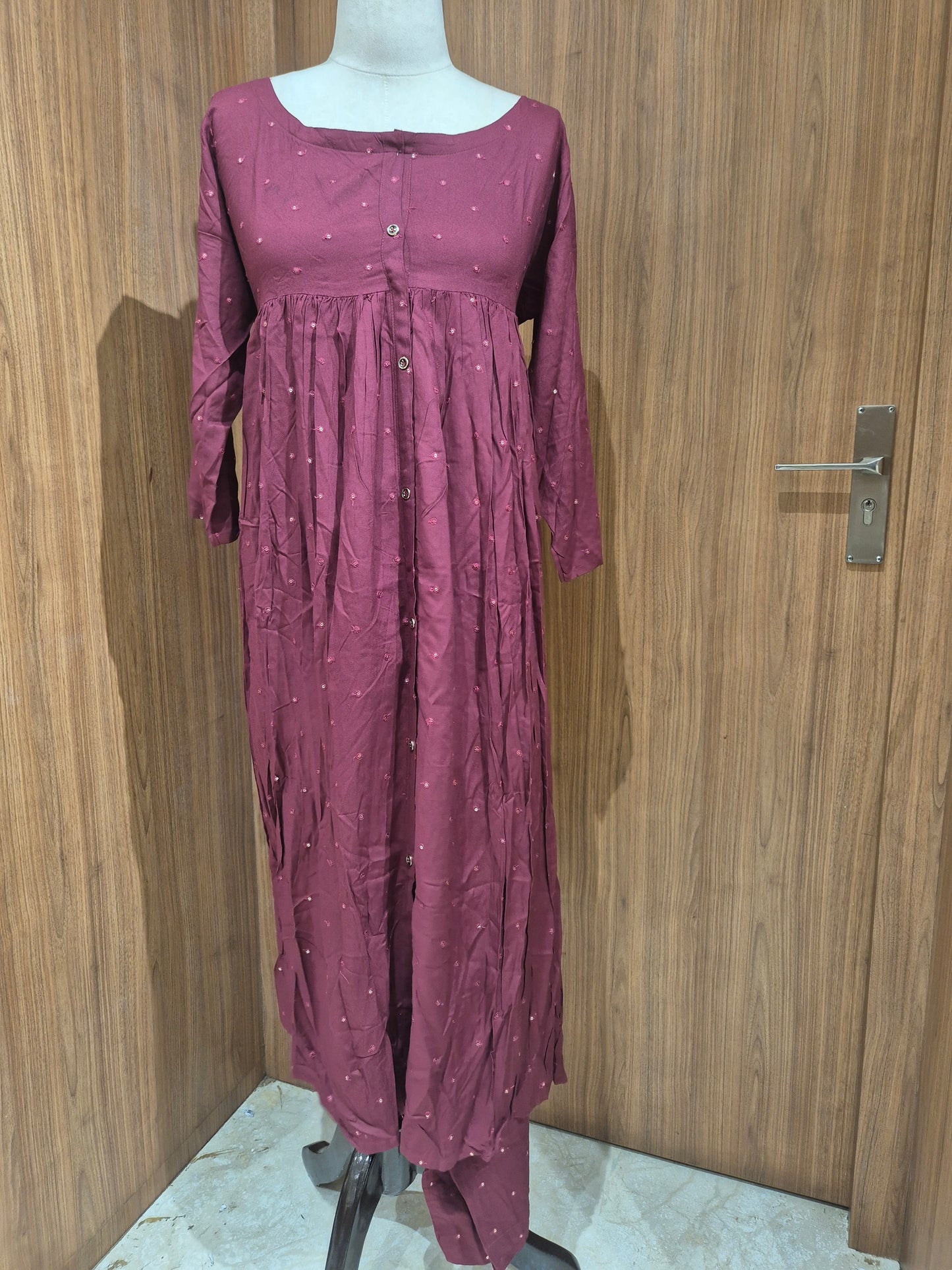 OFFER SALES TOP AND BOTTOM - IHA 26703