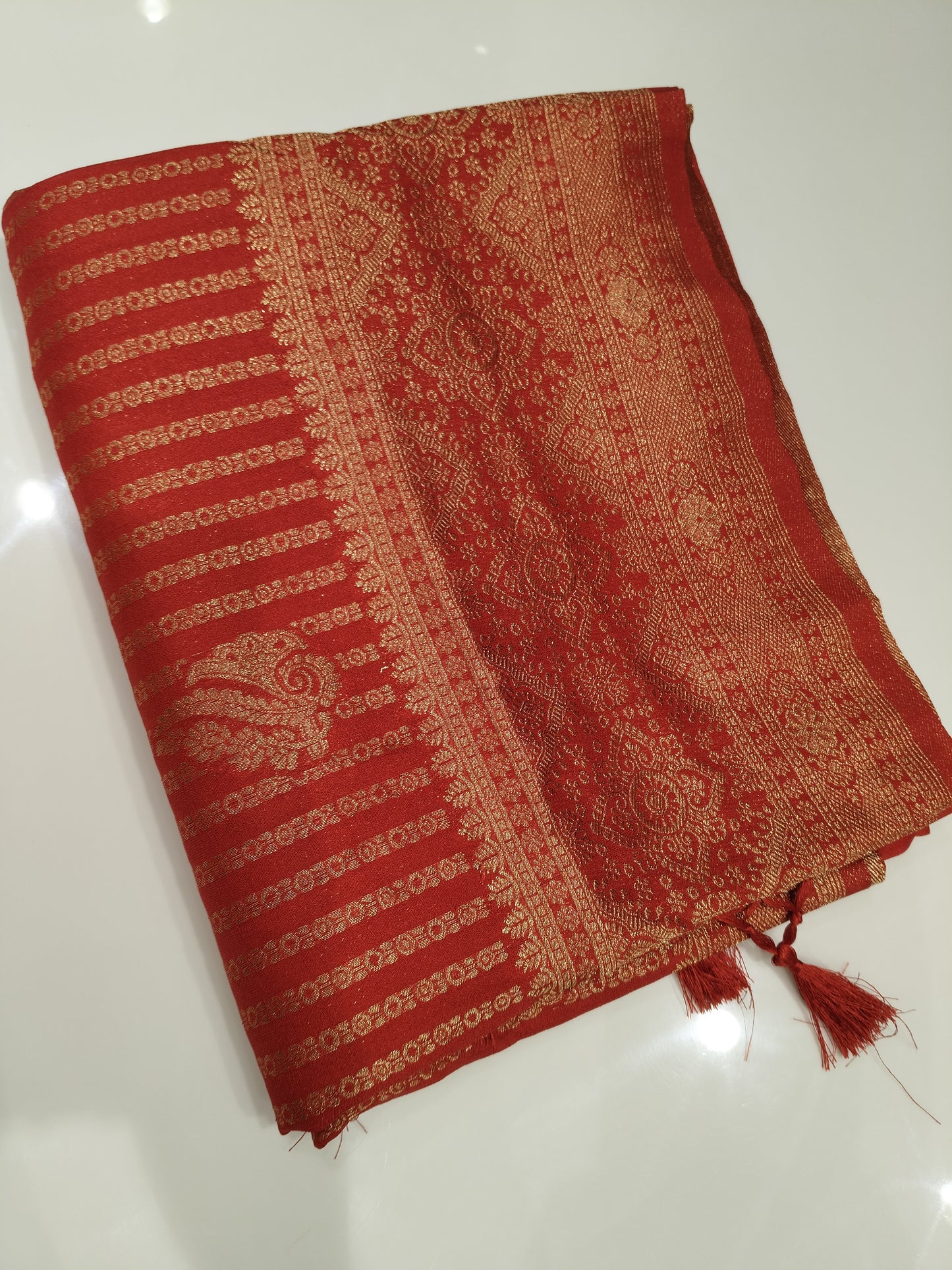 OFFER SALES SAREES - IHA 27316