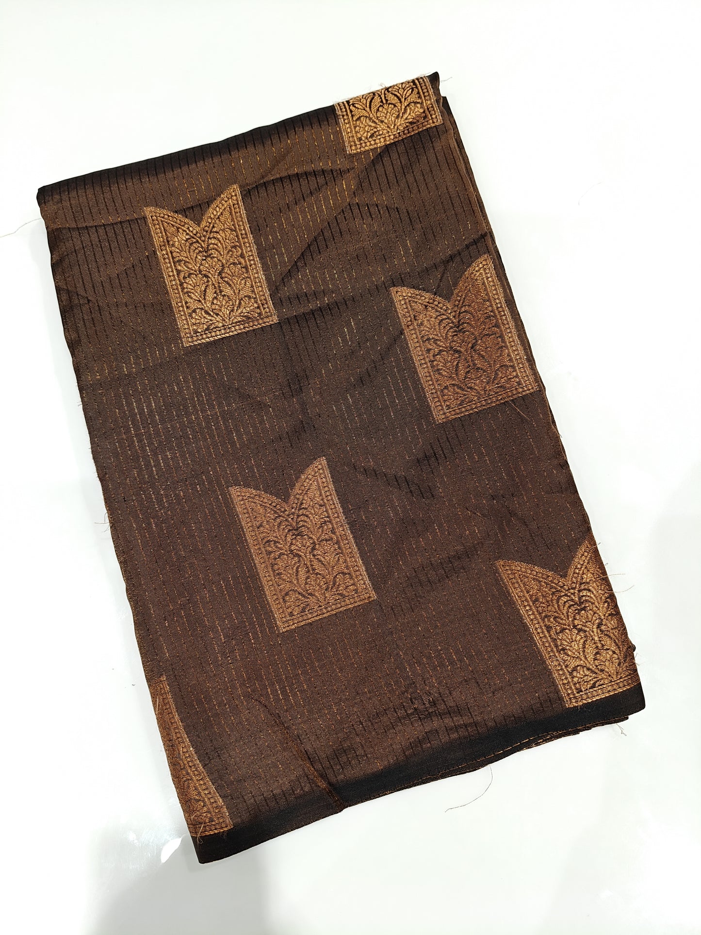 OFFER SALES SAREES - IHA 27253