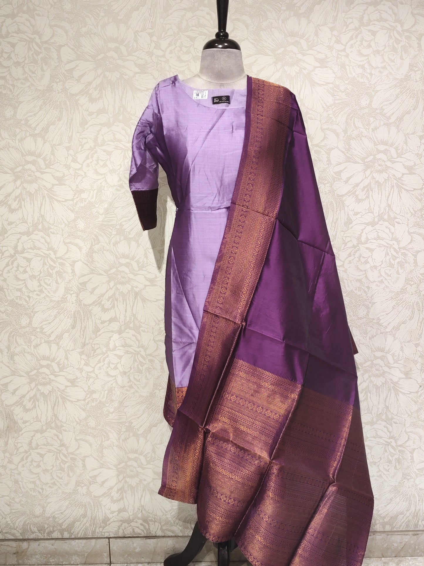 OFFER SALES TOPS COLLECTIONS - IHA 27179
