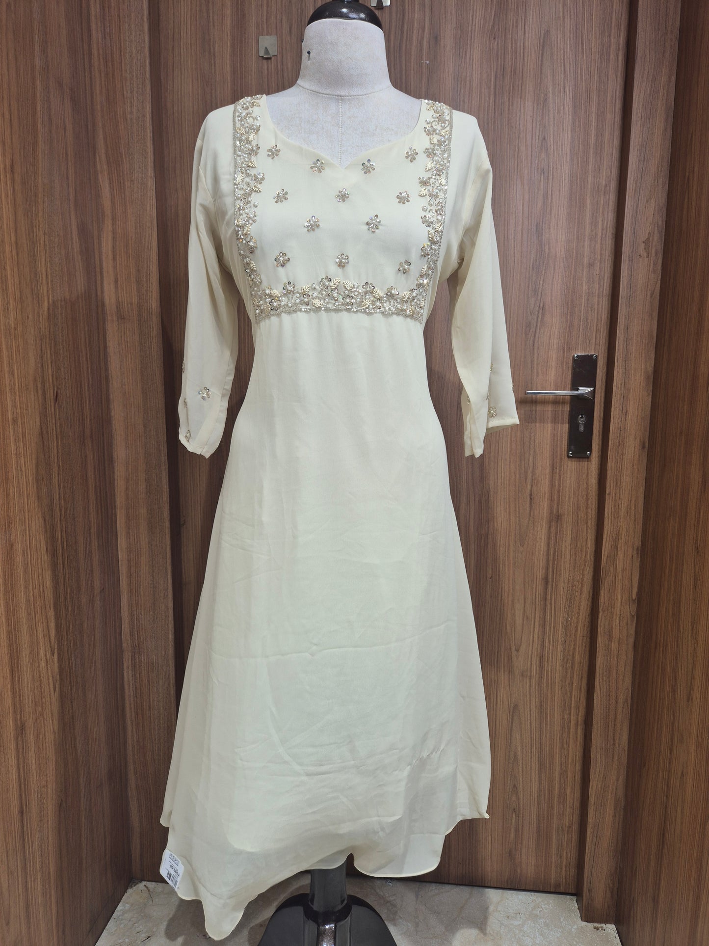 OFFER SALES TOPS COLLECTIONS - IHA 26778