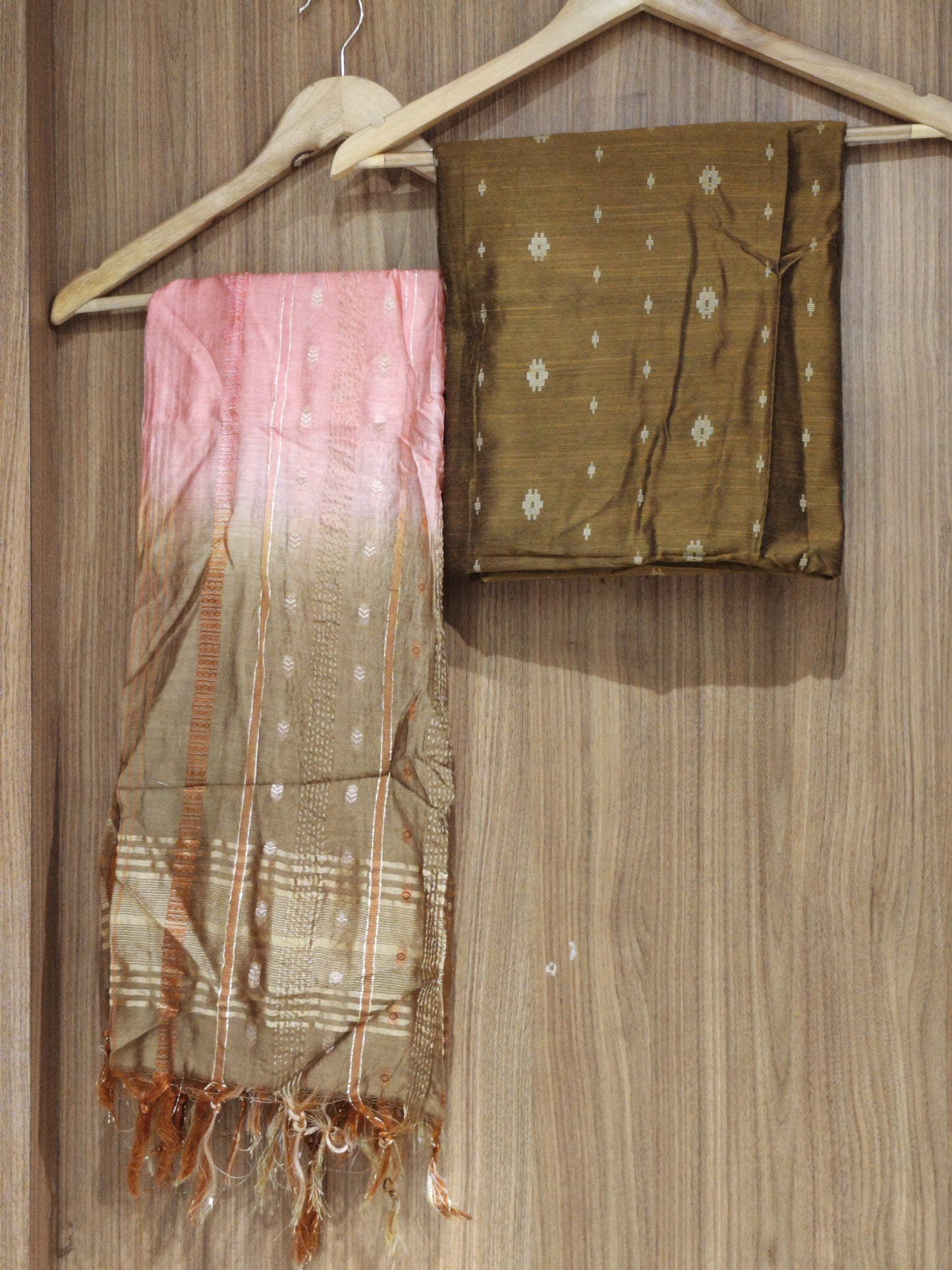 OFFER SALES UNSTITCHED SALWAR SUITS - IHA 27443
