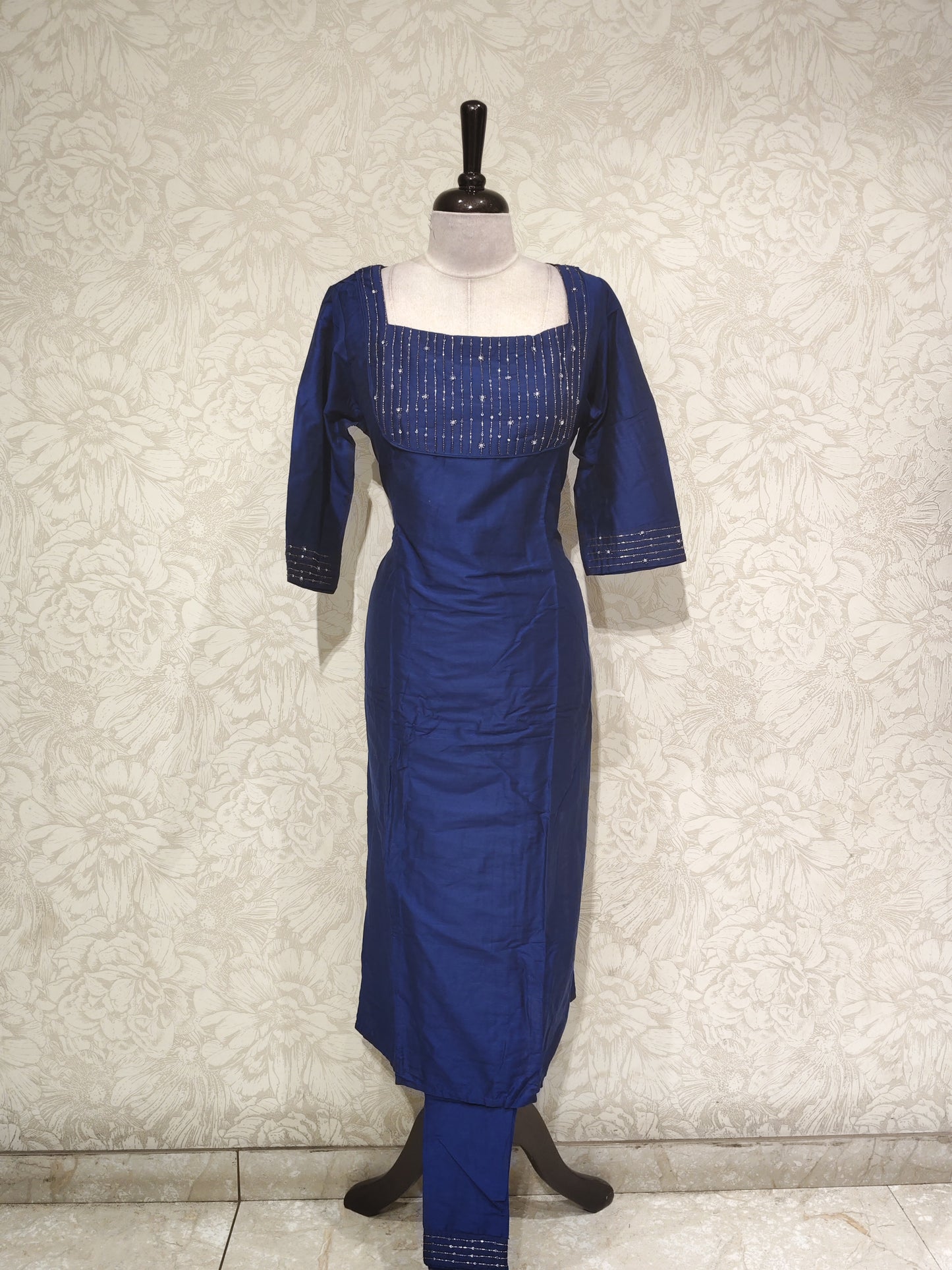 OFFER SALES TOP AND BOTTOM COLLECTIONS - IHA 27223