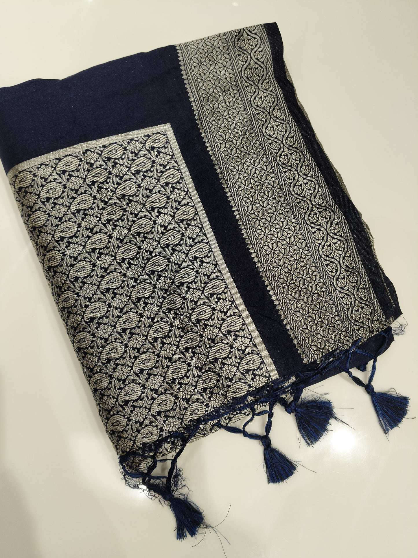 OFFER SALES SAREES - IHA 27316