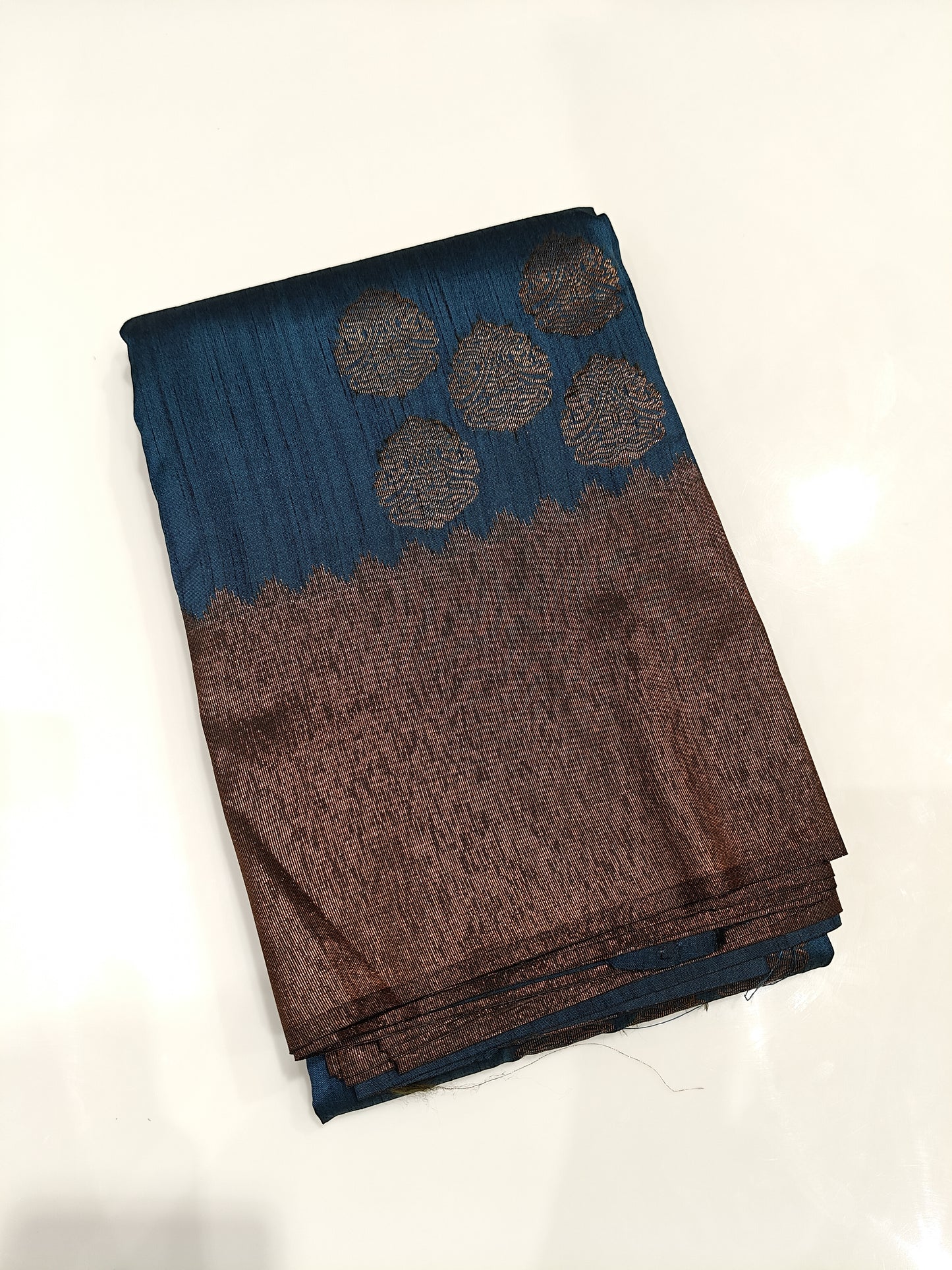 OFFER SALES SAREES - IHA 27253